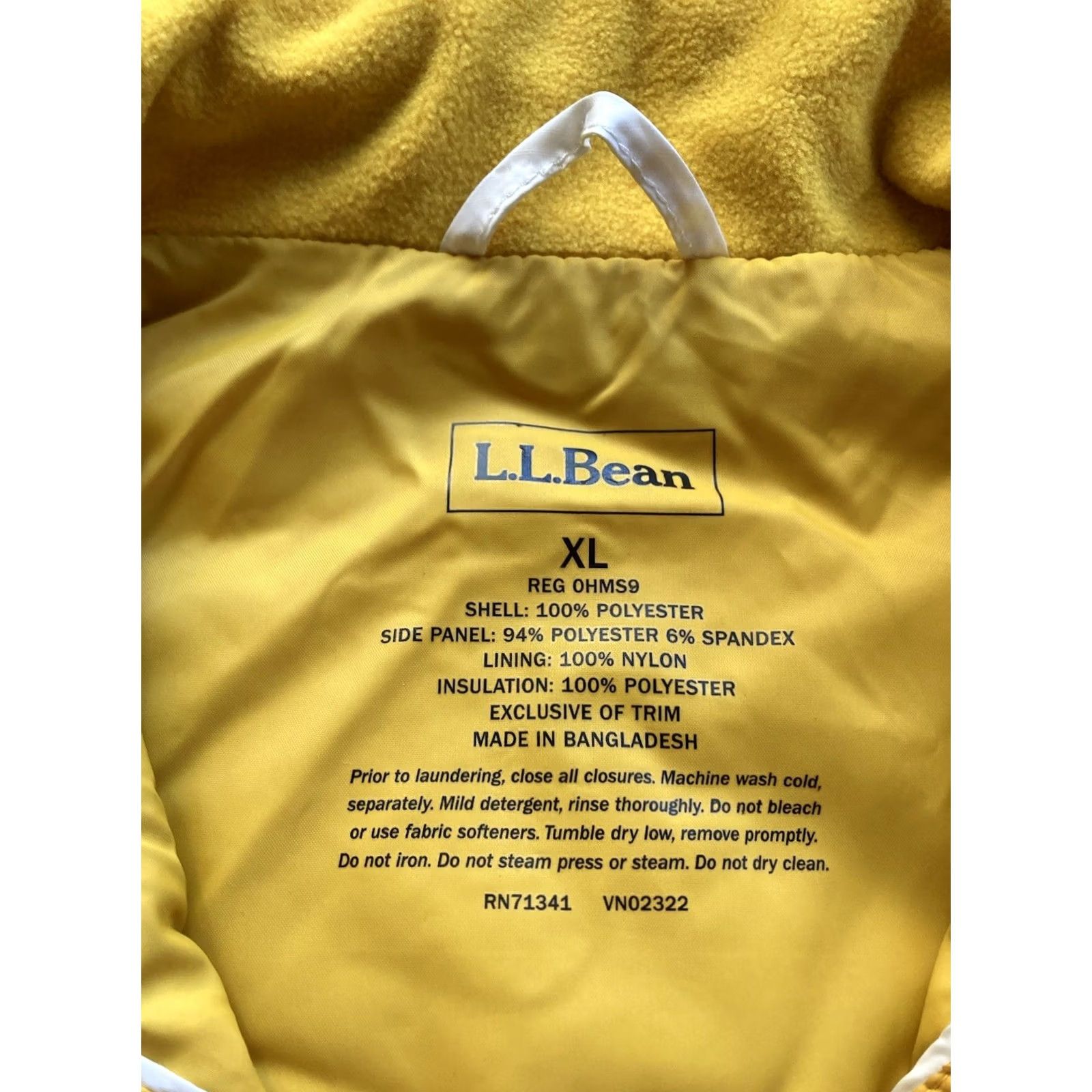 Vintage L.L. Bean Vest Womens XL Quilted Full Zip Thinsulate Yellow Vest, Regular, Sleeveless, Softshell, Pockets, Water Resistant, Lined, Insulated Size XL / US 12-14 / IT 48-50 - 3 Thumbnail