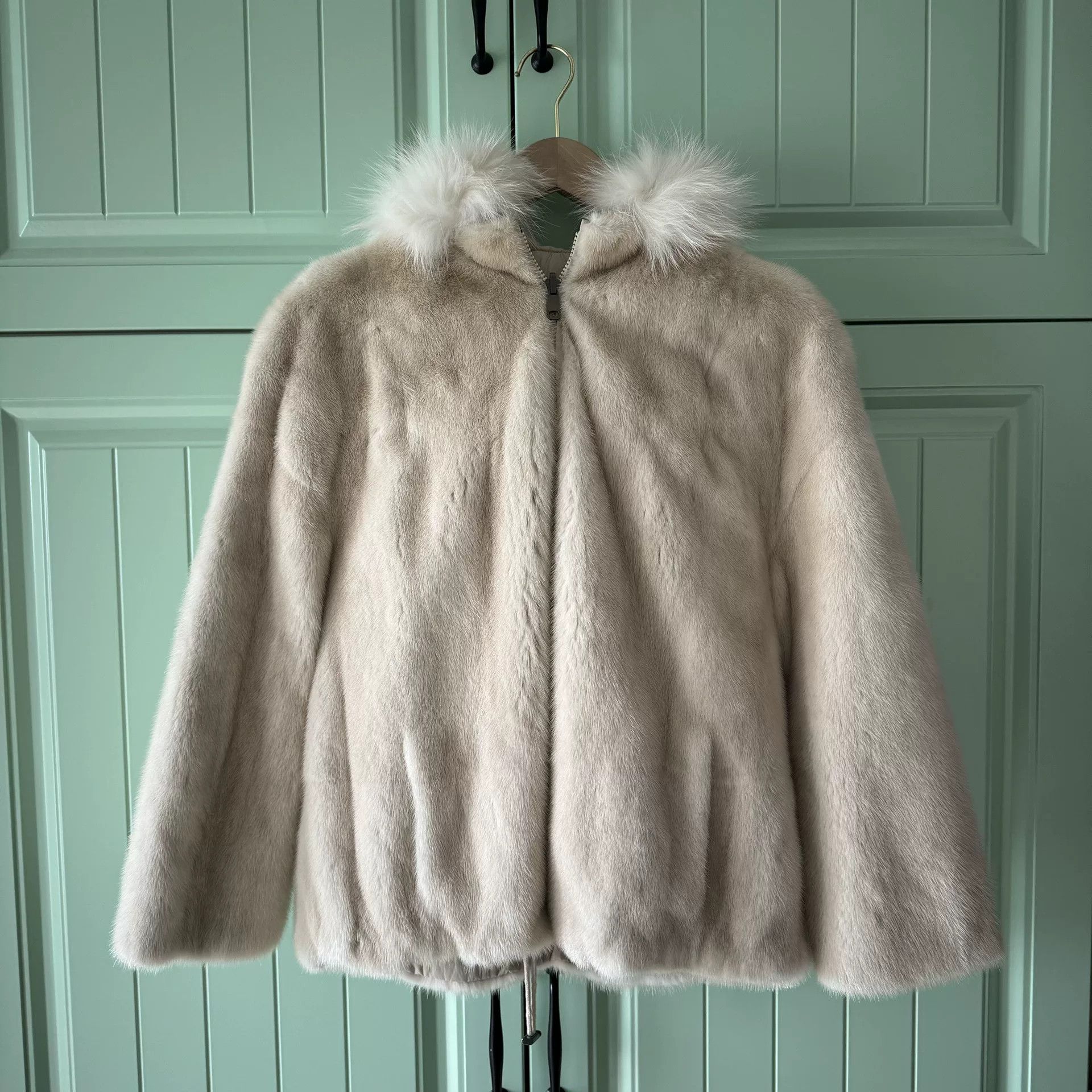 Brunello Cucinelli Brunello Cucinelli Beige Mink Coat Size US M / EU 48-50 / 2 - 1 Thumbnail