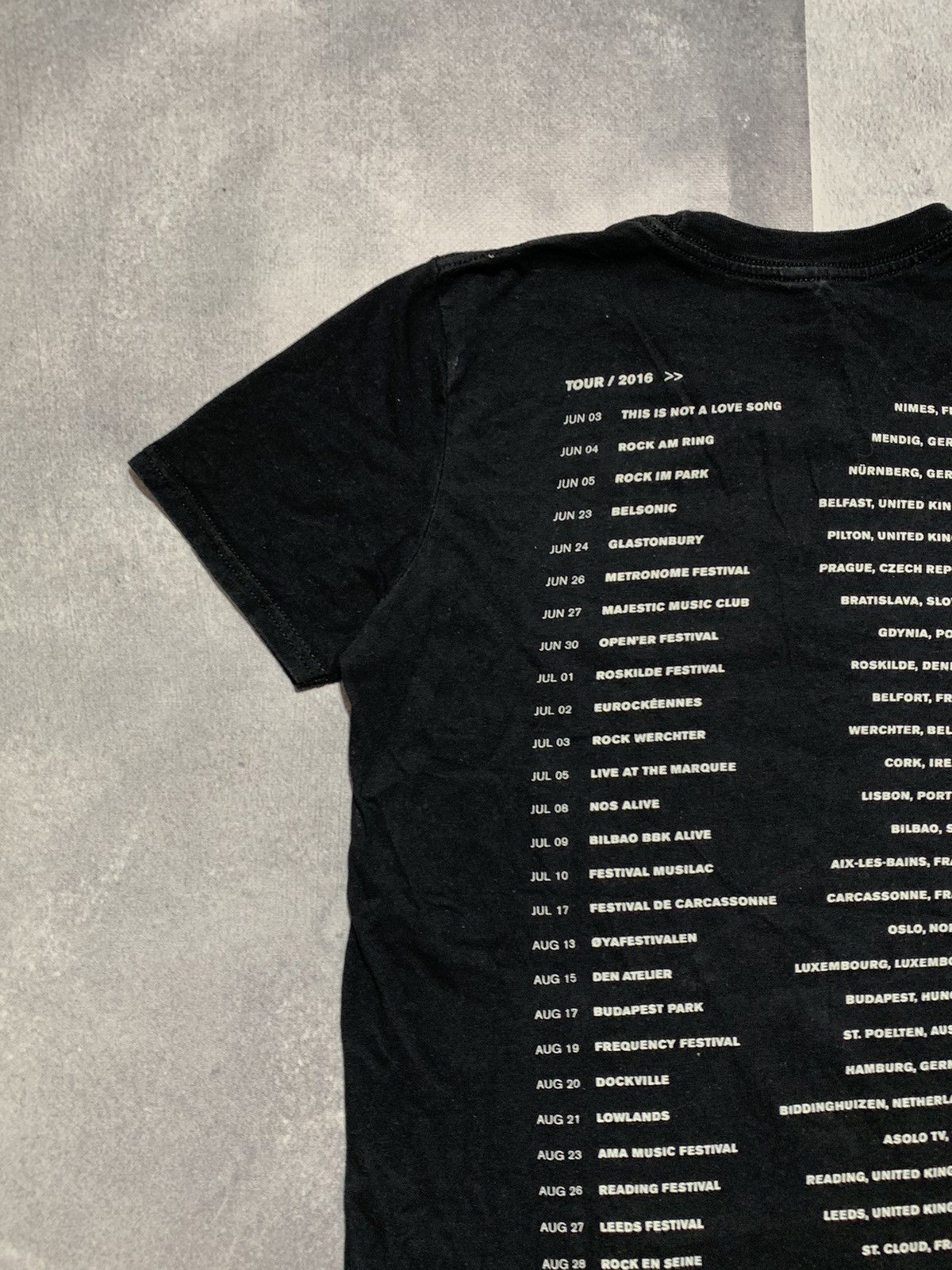 Other Vintage Y2K Foals tour band tee big logo style size S Size US S / EU 44-46 / 1 - 8 Thumbnail