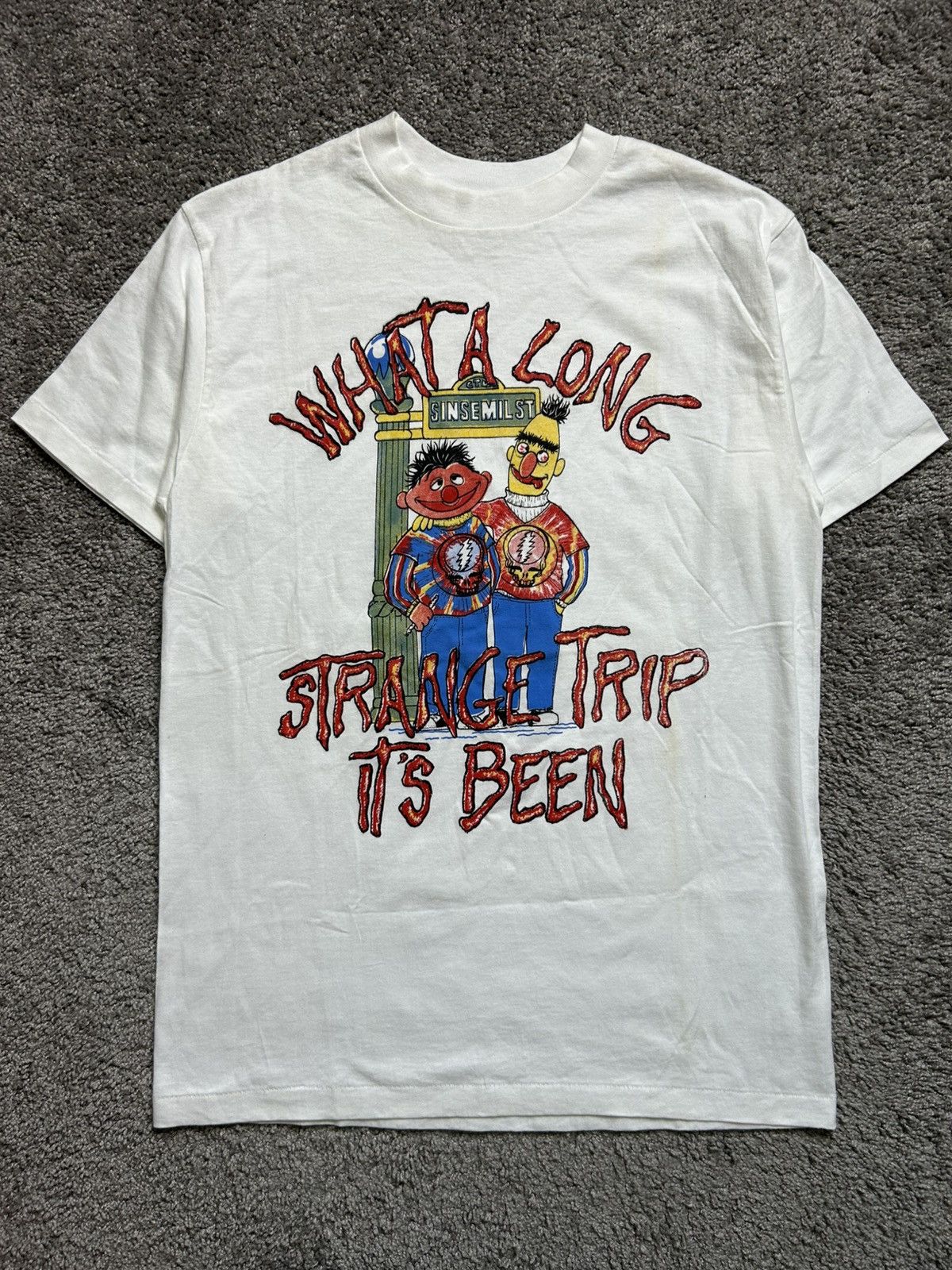Vintage Vintage 90s Sesame Street Count von Count Vampire Tee