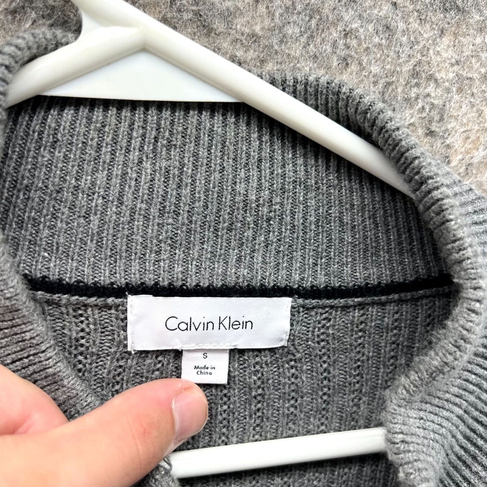 Calvin Klein VINTAGE Calvin Klein Sweater Shirt Men Small Gray Full Zip Fleece Cotton Jacket Chunky Knit Size US S / EU 44-46 / 1 - 3 Thumbnail