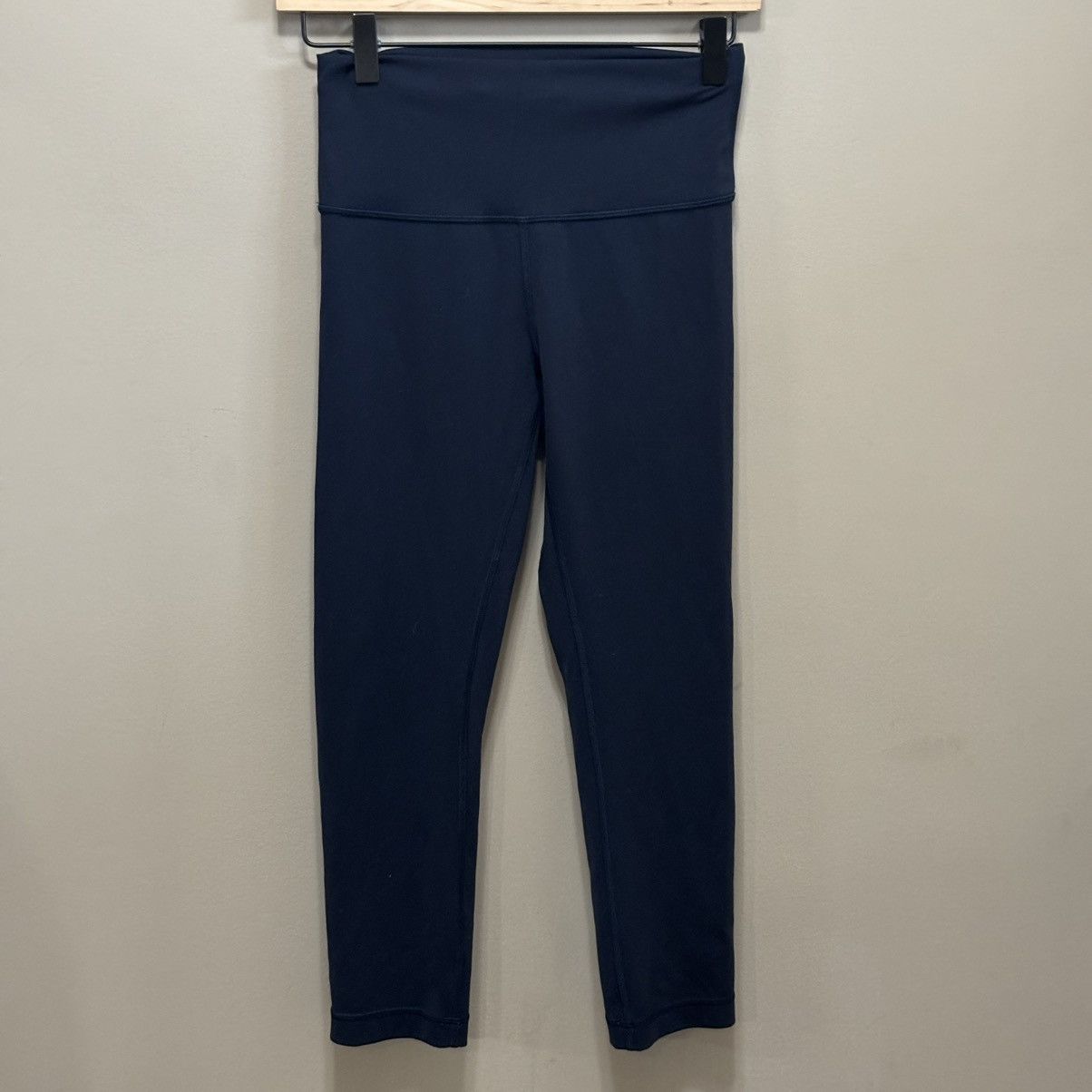 Lululemon Lululemon Wunder Train High-Rise Crop 21" True Navy 6 Size 28" / US 6 / IT 42 - 3 Thumbnail