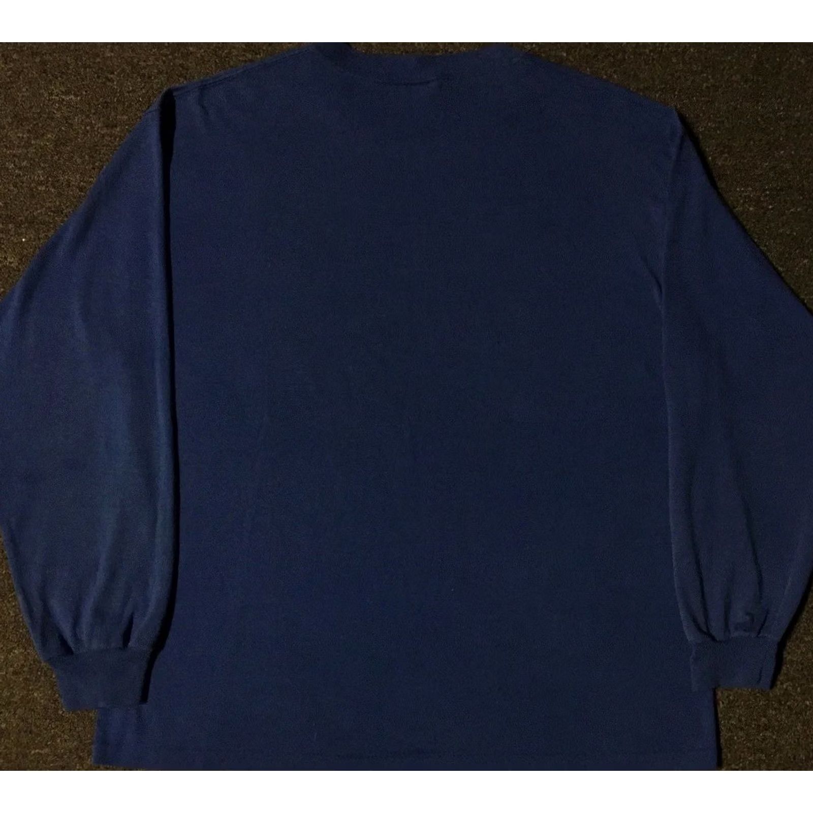 Russell Athletic VINTAGE Russell Athletic Apollo School Softball Shirt XL Blue Long Sleeve Distressed 80s 90s Grunge USA Mens T-Shirt Size US XL / EU 56 / 4 - 2 Thumbnail