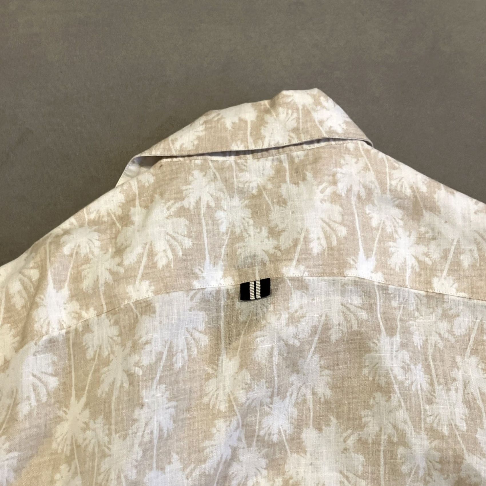Vintage FEFE Shirt Short Sleeve 100% Linen Hawaiian Palm Tree Pattern L Beige Mens Regular Button-Up Size US L / EU 52-54 / 3 - 5 Thumbnail