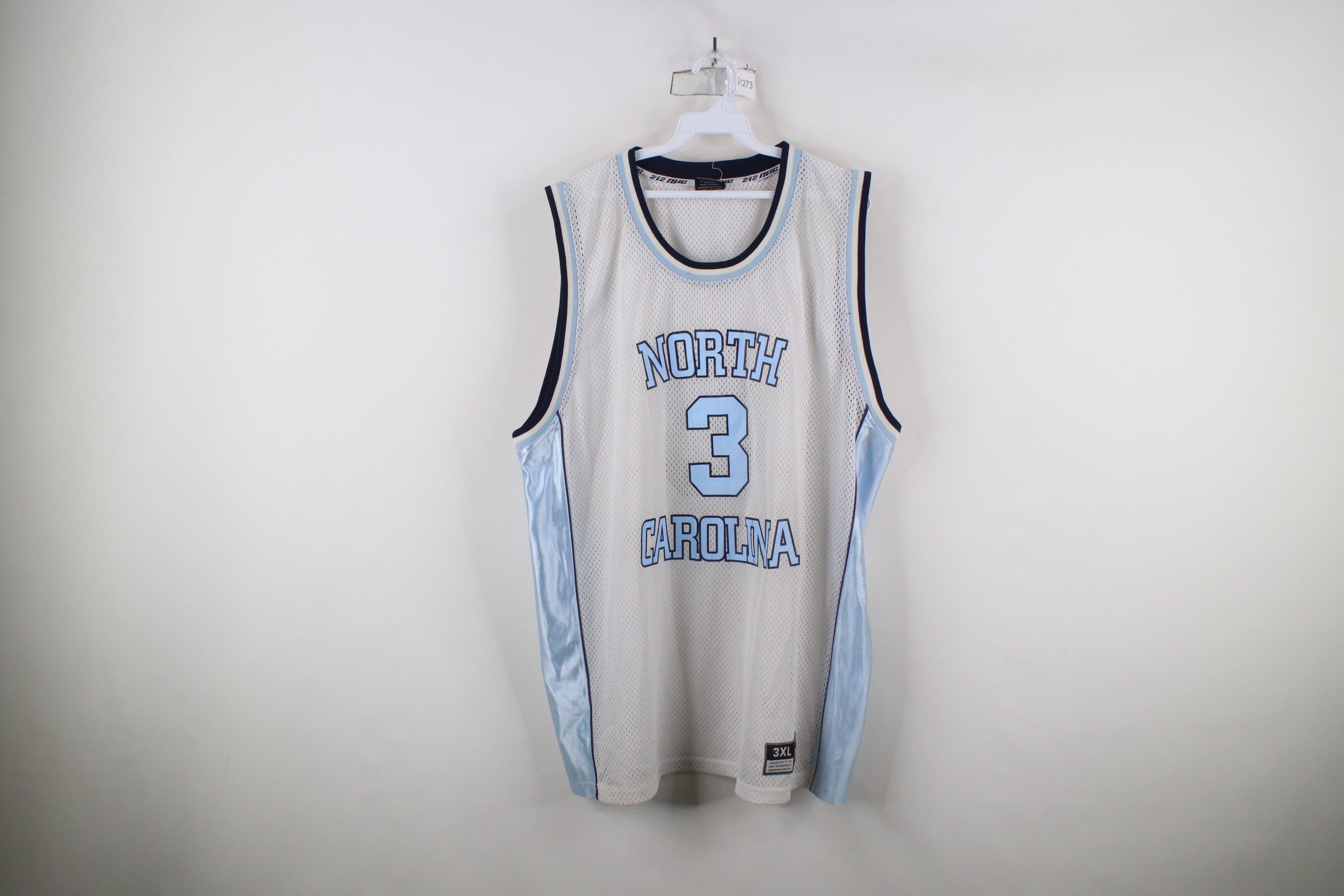 Vintage Vintage 90s Y2K University of North Carolina Basketball #3 Size US XXL / EU 58 / 5 - 1 Thumbnail