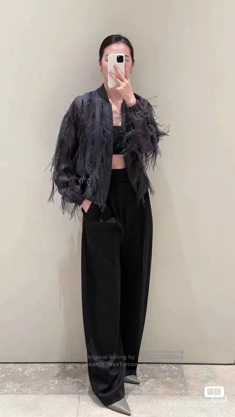 Brunello Cucinelli Brunello Cucinelli Ostrich Feather Sequin Silk Jacket Size XS / US 0-2 / IT 36-38 - 6 Thumbnail