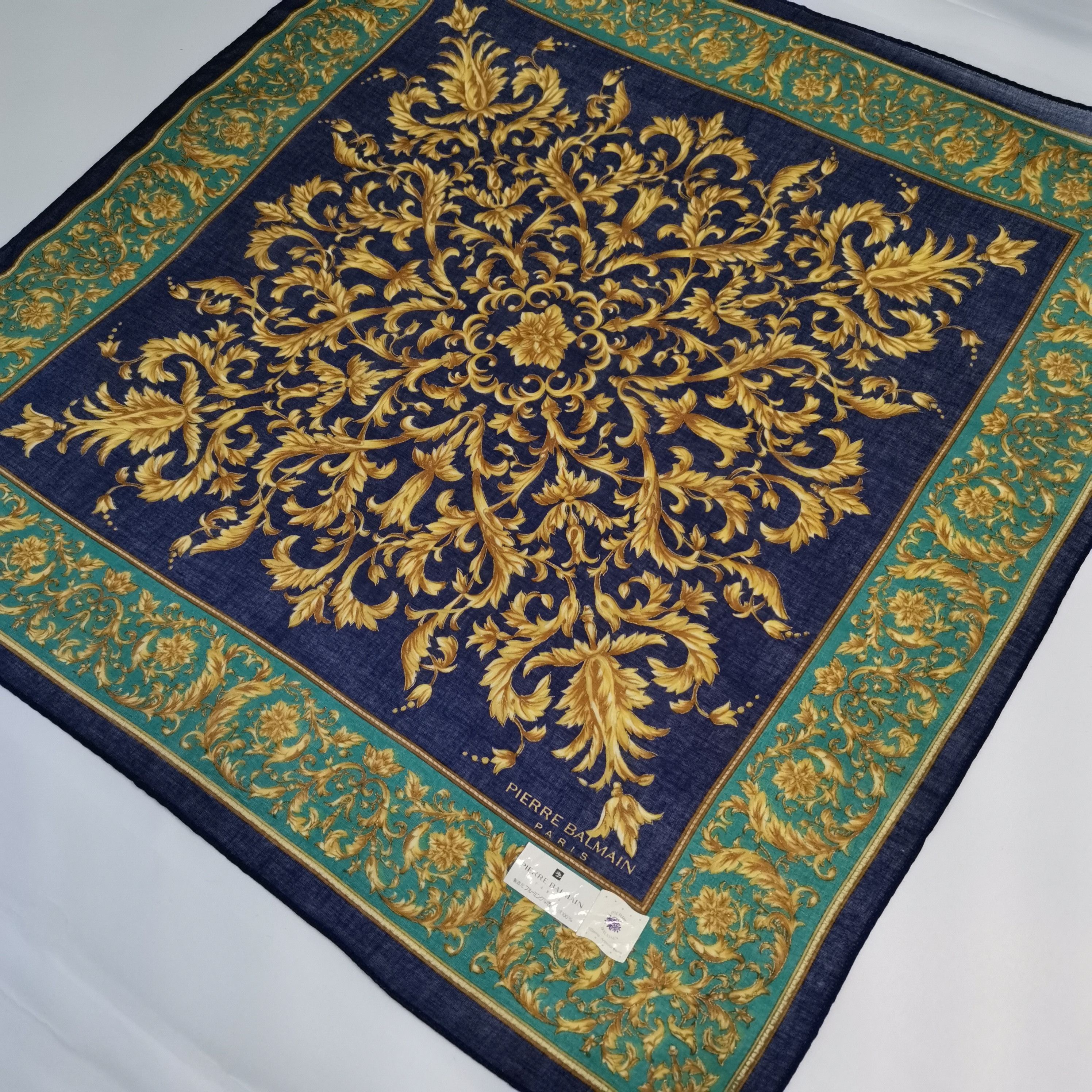 Pierre Balmain PIERRE BALMAIN HANDKERCHIEF/ BANDANA/ SCARF Size ONE SIZE - 3 Thumbnail