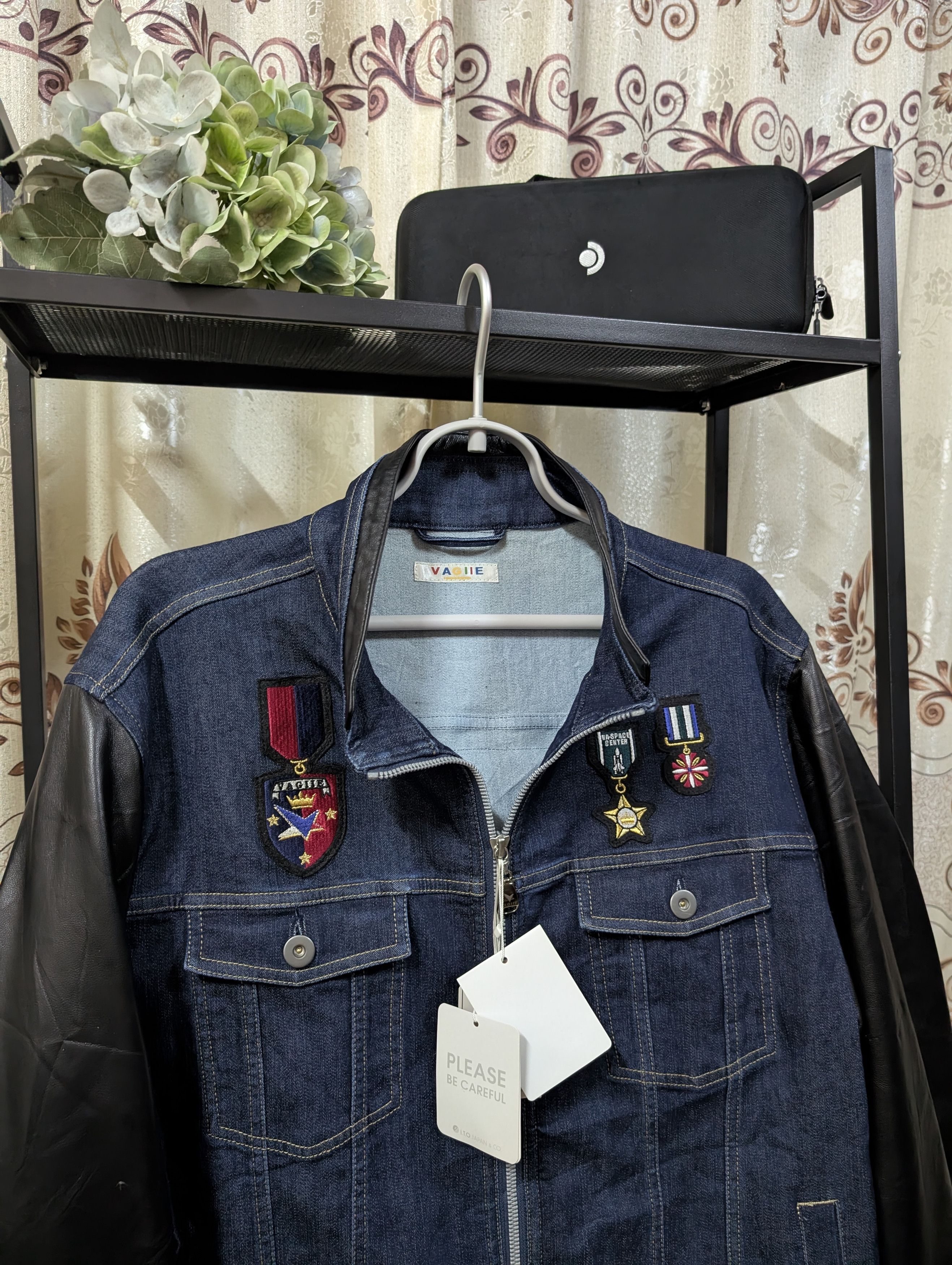Vagiie Trucker Sheepskin Denim Jacket Embroidery Motif