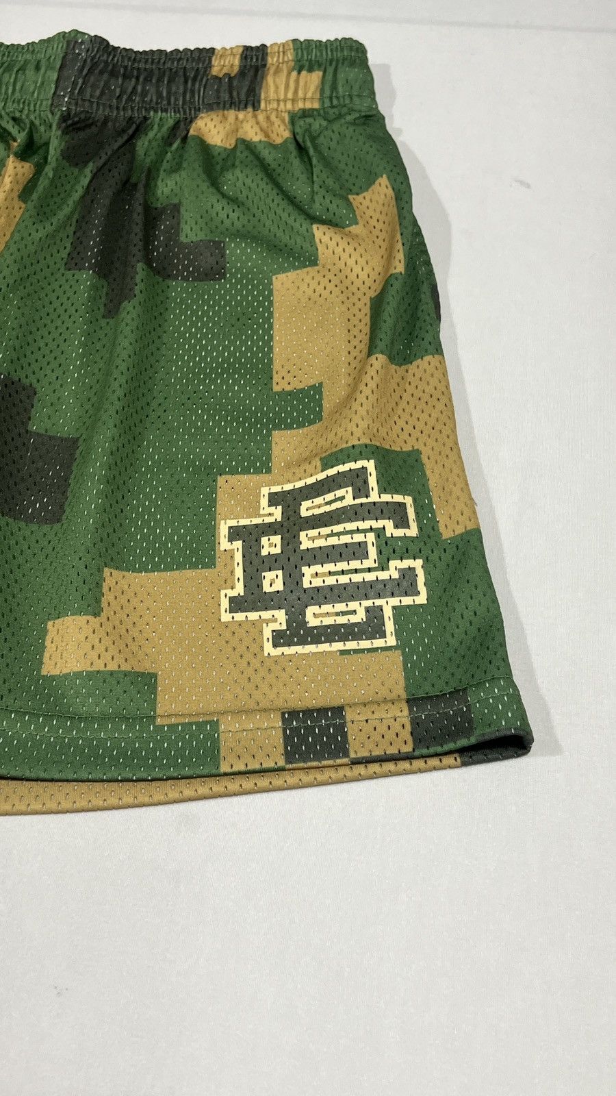 Eric Emanuel Eric Emanuel Digi Camo Mesh Shorts Size US 32 / EU 48 - 2 Thumbnail