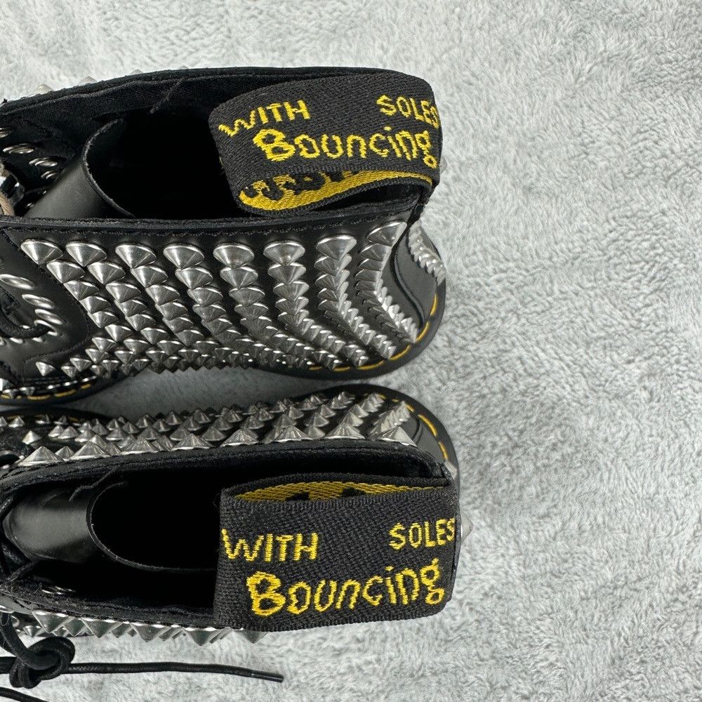 Dr. Martens Dr Martens NWT 1460 Spike Black Silver Combat Boots Size 8 Size US 8 / EU 41 - 8 Thumbnail