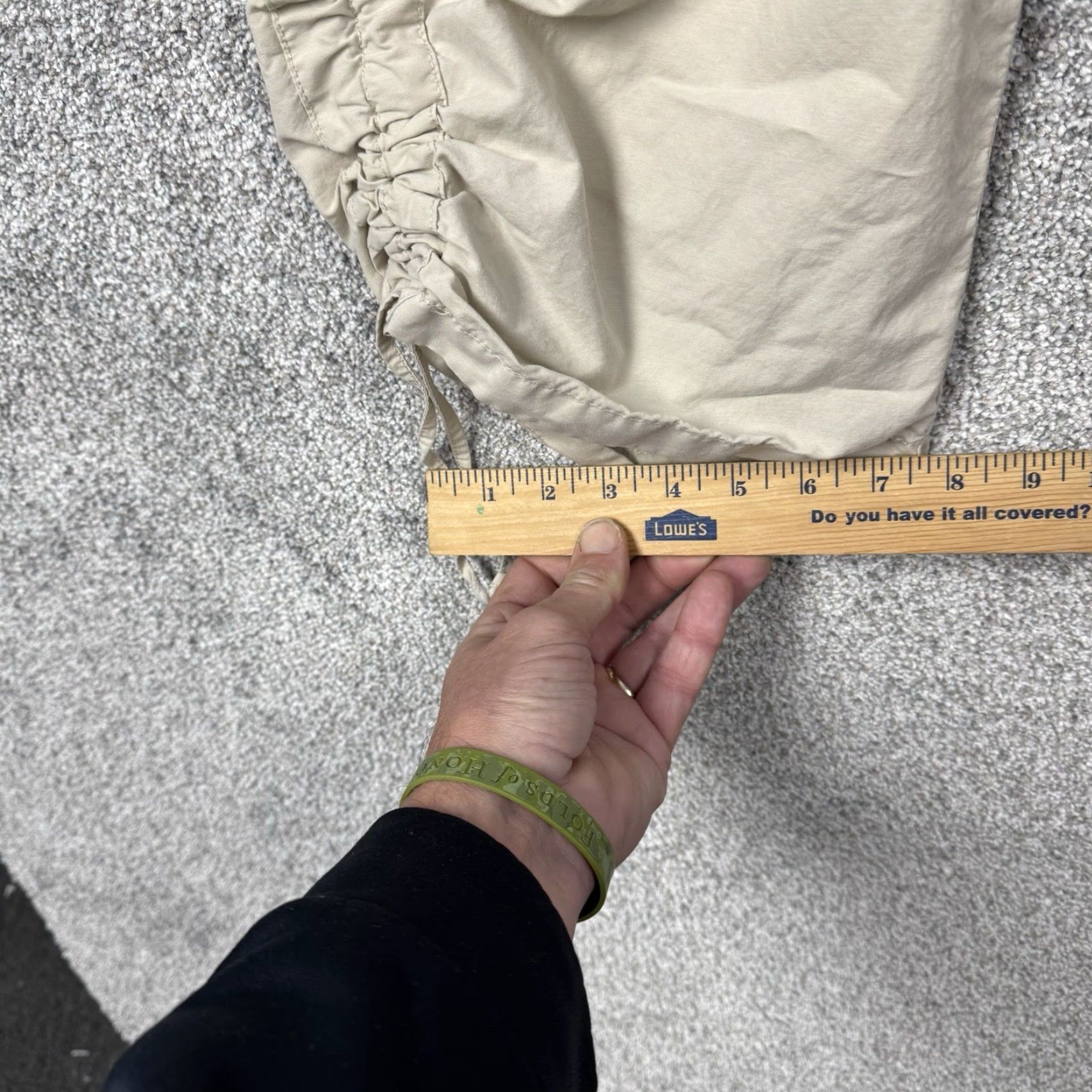 Vintage VINTAGE Woolrich Cargo Capris Sz 12 Pants Women Beige Cotton Cinch Hem Pockets Utility Outdoor Hiking 15.5 In Inseam Size ONE SIZE - 4 Thumbnail
