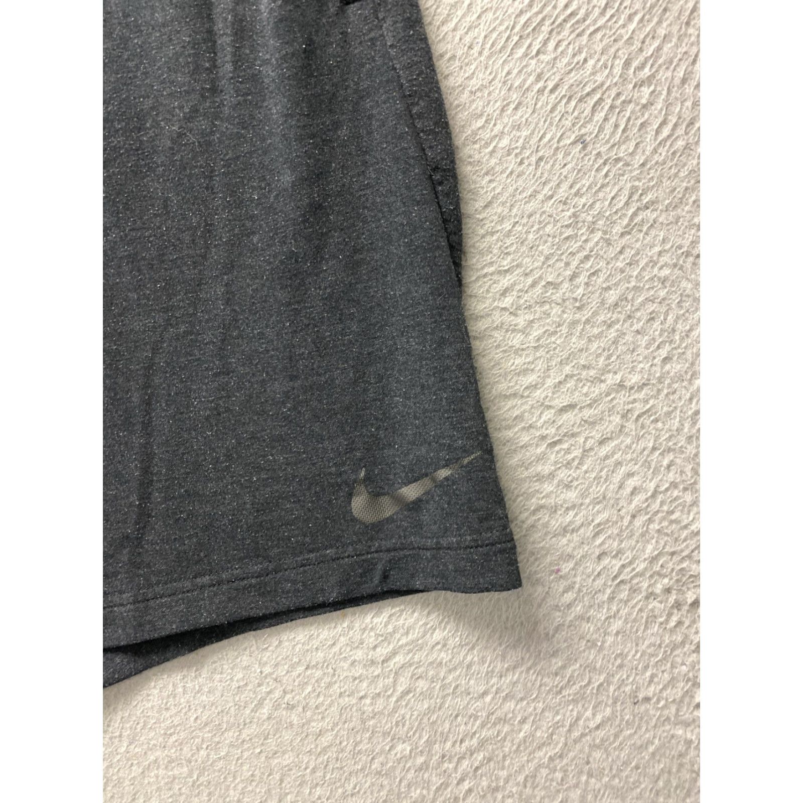 Nike Nike Shorts Men M dark gray Outdoors Basketball Fleece Gym Soft /116-41 Size US 31 - 2 Thumbnail