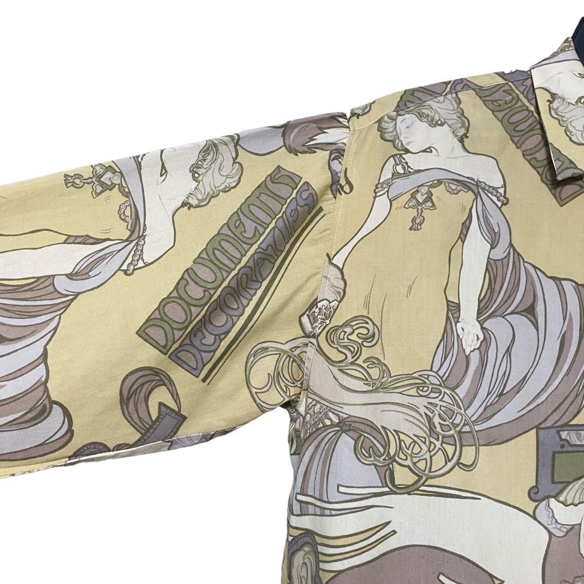 Art Comes First Vintage Alphonse Mucha Documents Decoratifs Art Shirt Size US M / EU 48-50 / 2 - 12 Thumbnail