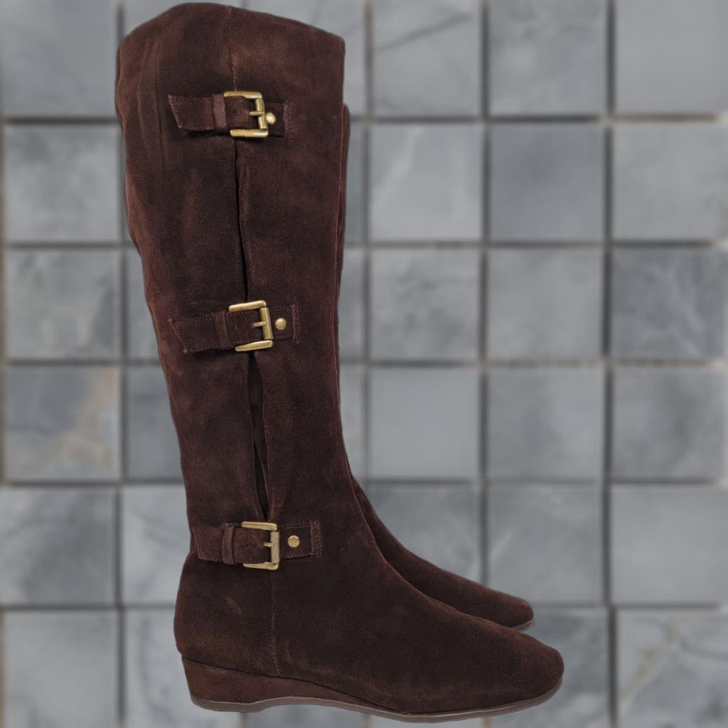 Vintage Aerosoles Boots Knee High Brown Smooth Wedge Zip Size 8 M Womens Size US 6 / IT 36 - 1 Thumbnail