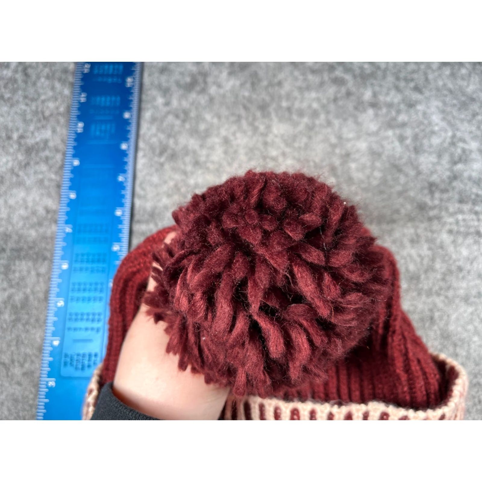 Vintage Berkshire Handkerchief Co Beanie Adult One Size Red Knit 100% Polyester Pom Hat/Cap Unisex Adults Winter Blackout? Size ONE SIZE - 3 Thumbnail