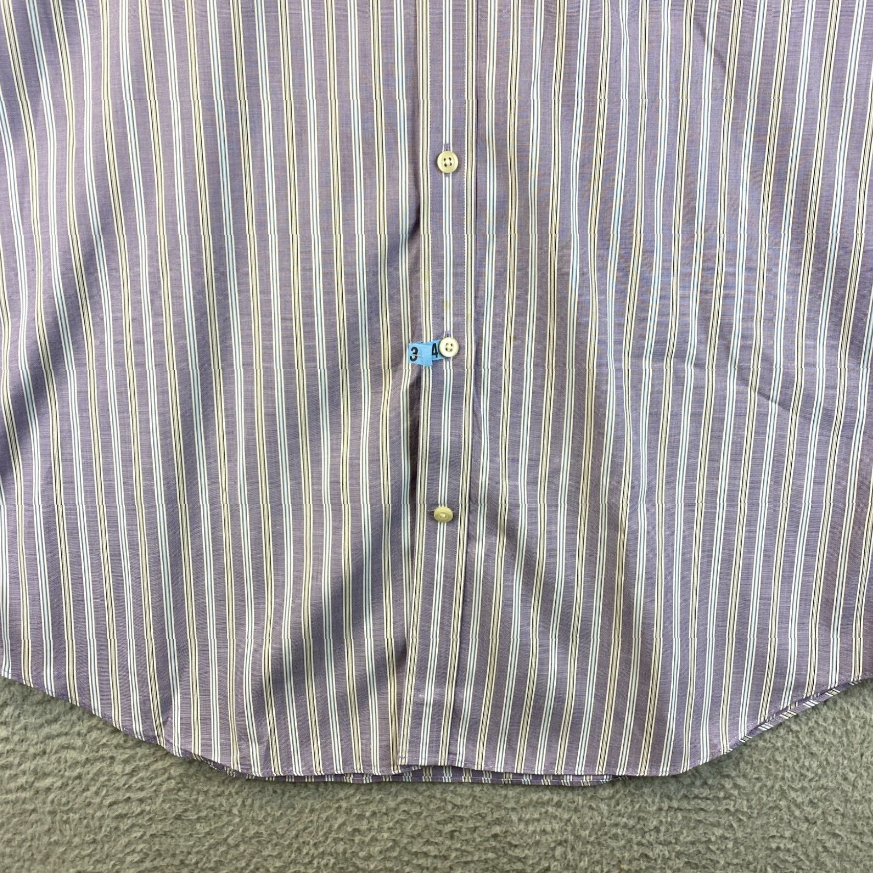 Banana Republic Banana Republic Men’s Size L 16 1/2 Button Up Dress Shirt Classic Fit 76-58 Size 42R - 2 Thumbnail