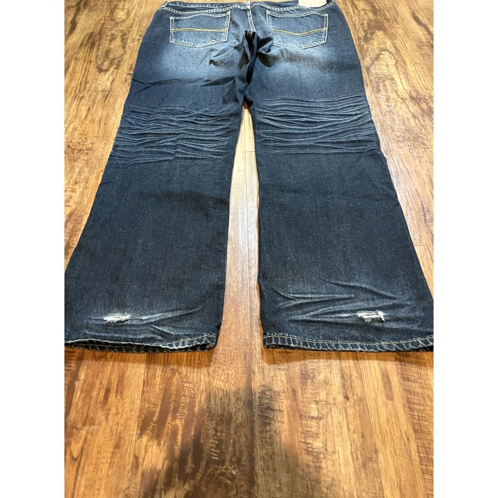 Ecko Unltd. VINTAGE Ecko Jeans Men's 40x32 Boot Cut Dark Wash Denim Blue 5-Pocket Regular Mens Regular Jeans Runtime Outdoors Classic 90s? Size US 40 / EU 56 - 4 Thumbnail