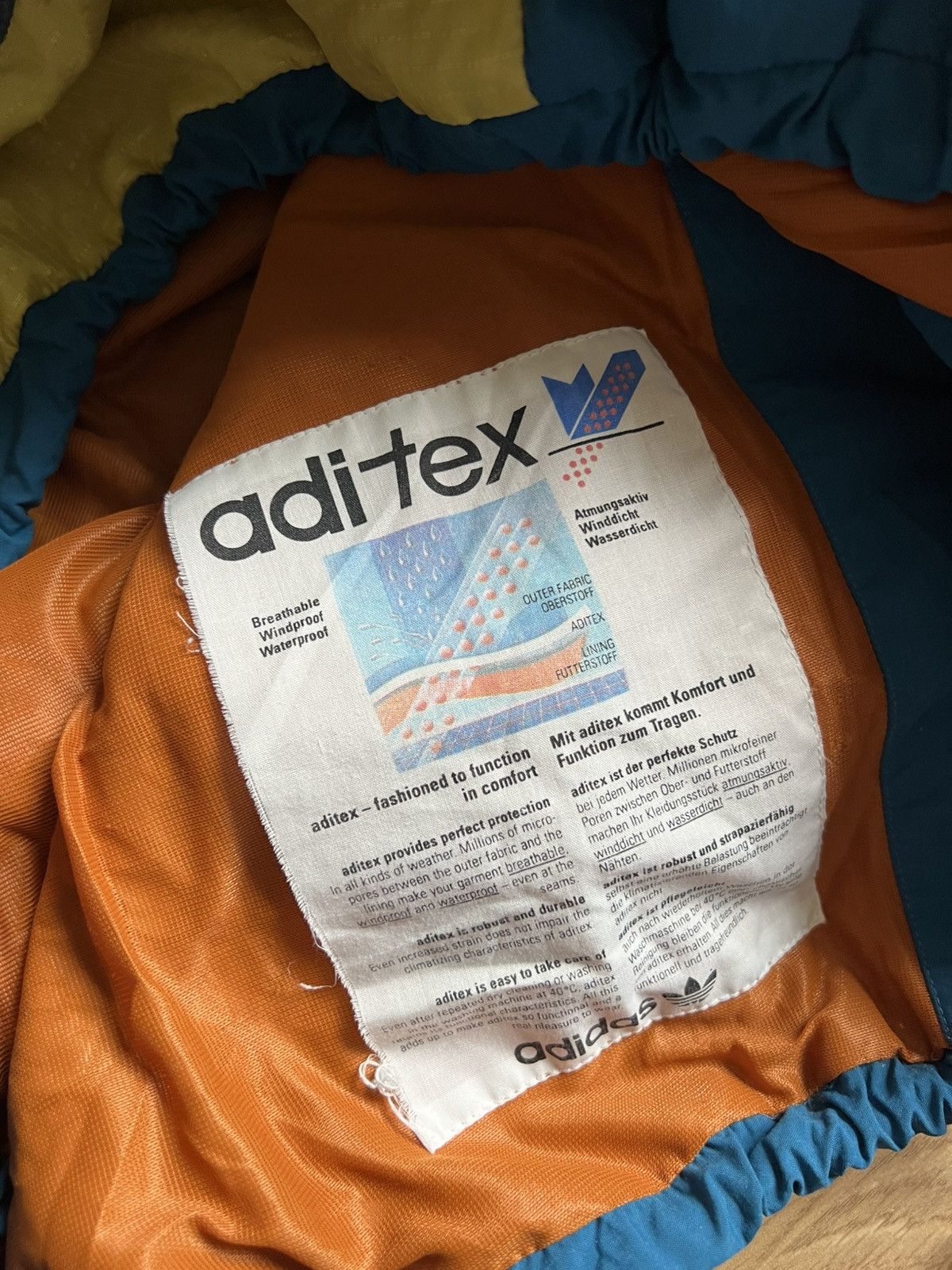 Adidas Vintage adidas gorepcore jacket adventure 90s nylon y2k Size US L / EU 52-54 / 3 - 10 Thumbnail