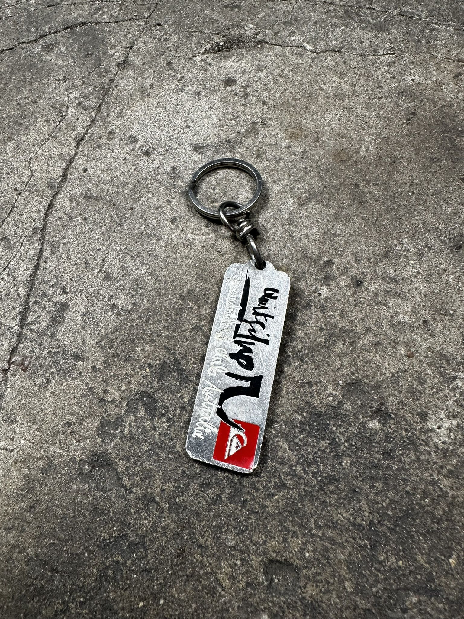 Vintage Y2k Quiksilver Key Chain
