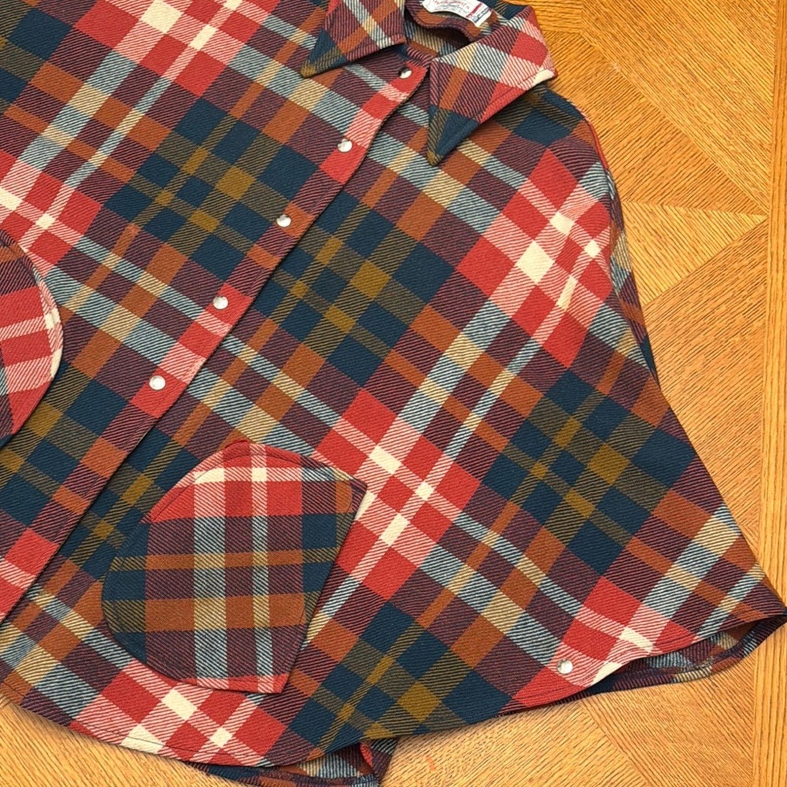 Pendleton × Vintage Vintage 1960s Pendleton Knockabouts Wool Plaid Cape Size ONE SIZE - 5 Thumbnail
