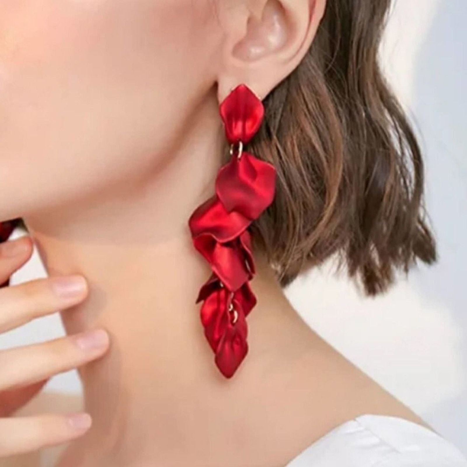 The Unbranded Brand Rose Petal Long Earrings Red Color Size ONE SIZE - 2 Thumbnail