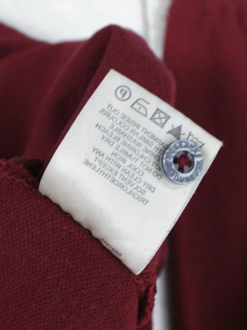 Burberry Burberry London Burgundy Polo Placket Long Sleeve Vintage Size US XL / EU 56 / 4 - 6 Thumbnail