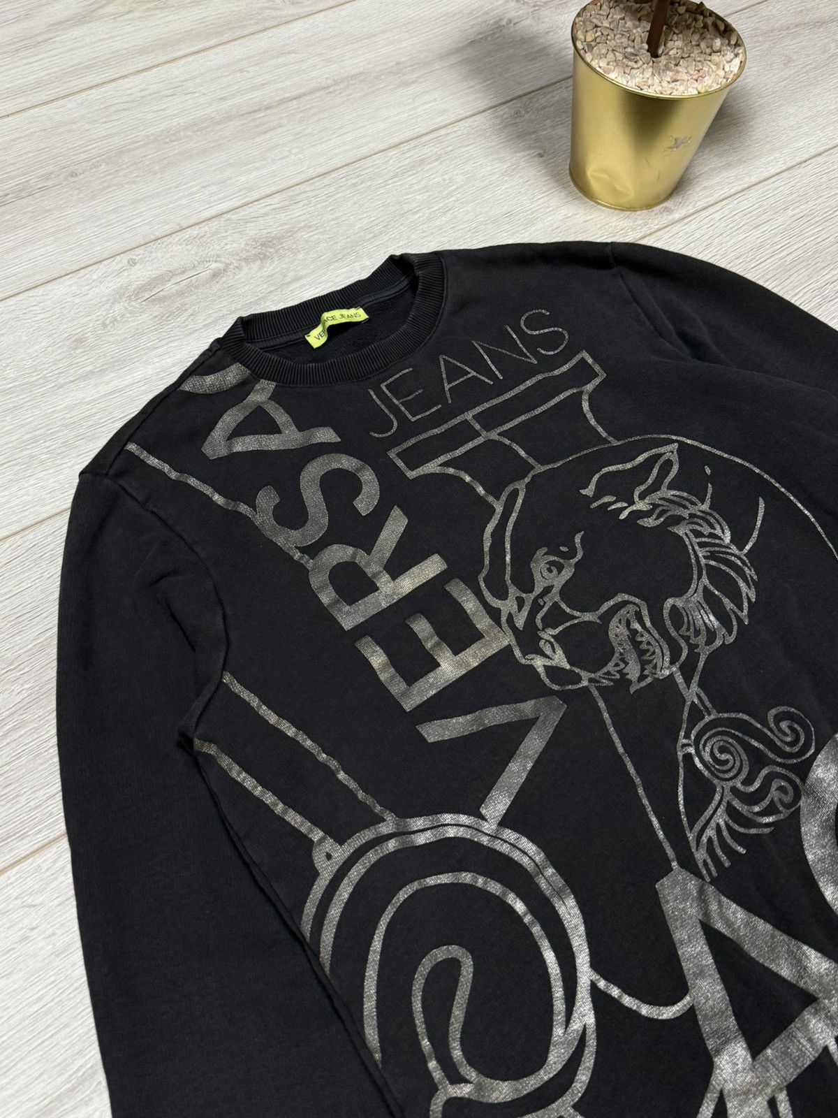 Versace Jeans Couture Versace tiger all over print big logo sweatshirt patterns Size US M / EU 48-50 / 2 - 4 Thumbnail