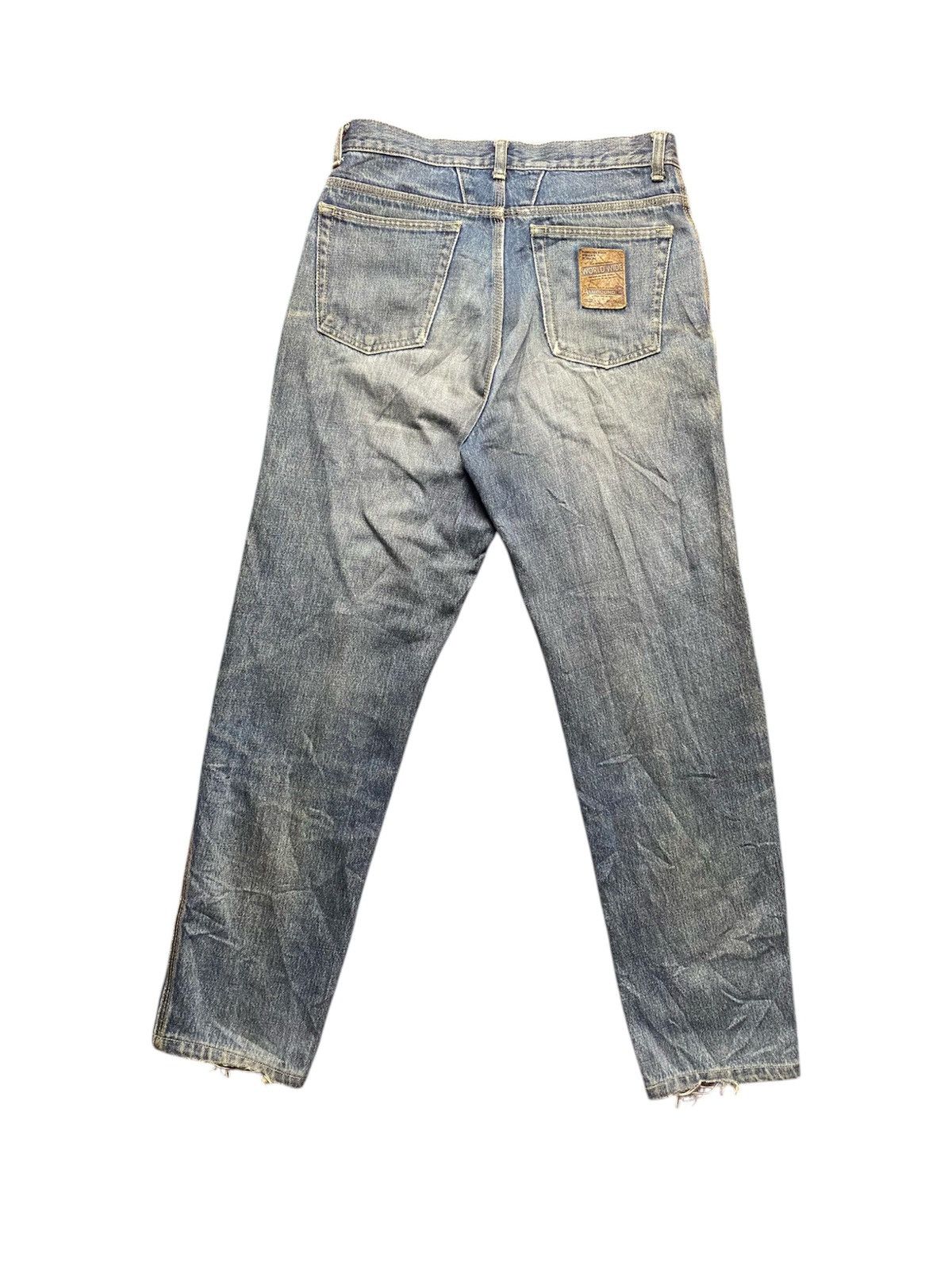Vintage Vintage Bobson International Distressed Faded Jeans Size US 29 - 2 Thumbnail
