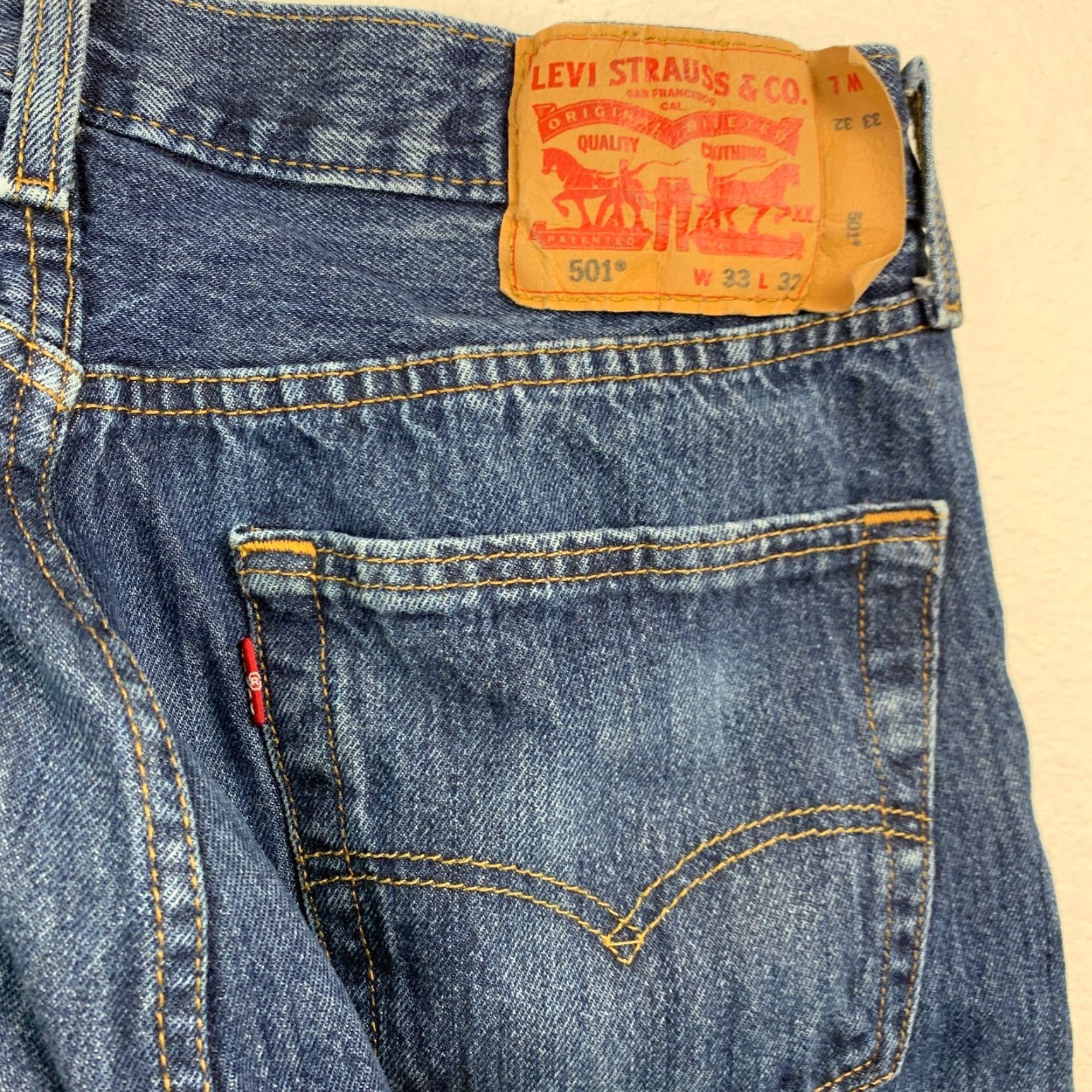 Levi's VINTAGE Levi's 501 Jeans Mens Denim Bootcut 33 x 32 Dark Wash 100% Cotton Regular Blue 90s Size US 33 - 4 Thumbnail
