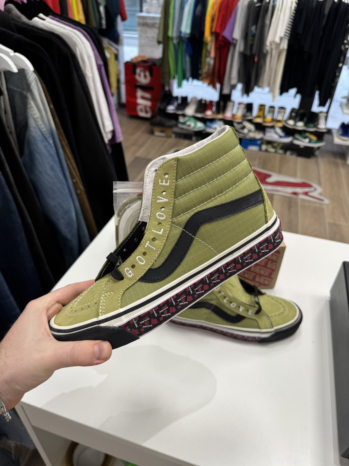 Patta × Vans Vans x patta hi olive 40,5 Size US 8 / EU 41 - 9 Thumbnail