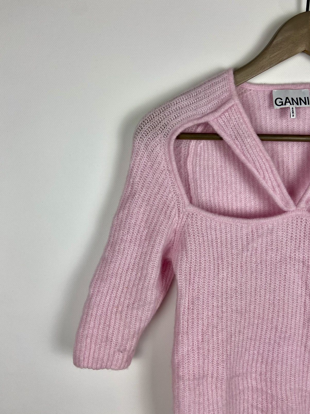 Designer × Ganni RRP$200 Ganni Cutout Ribbed-Knit Pink Womens Sweater Size S / US 4 / IT 40 - 5 Thumbnail