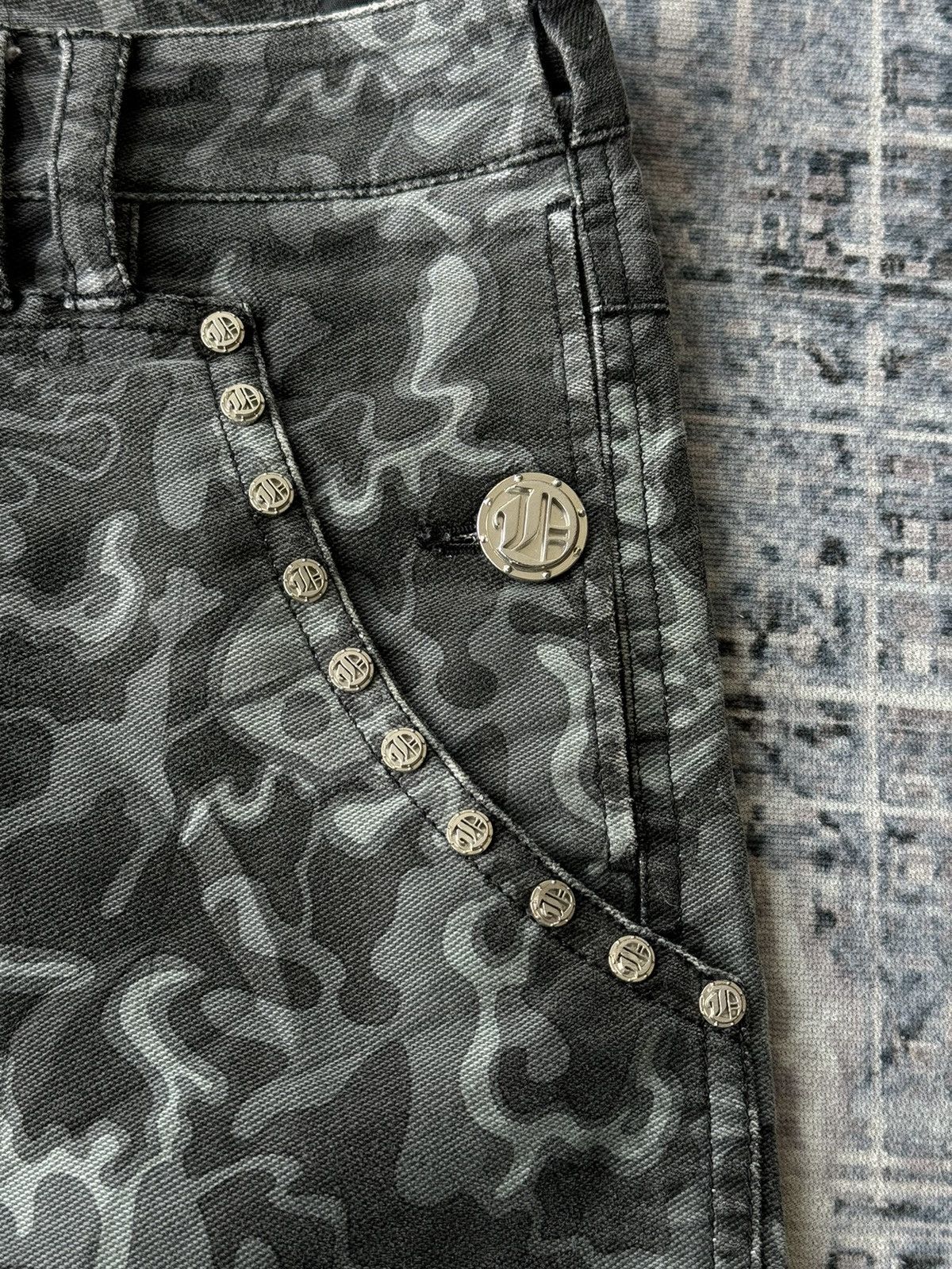 Japanese Brand × Vintage Dance With Dragon Studded Skull Punk Poem Short Denim Size US 30 / EU 46 - 3 Thumbnail