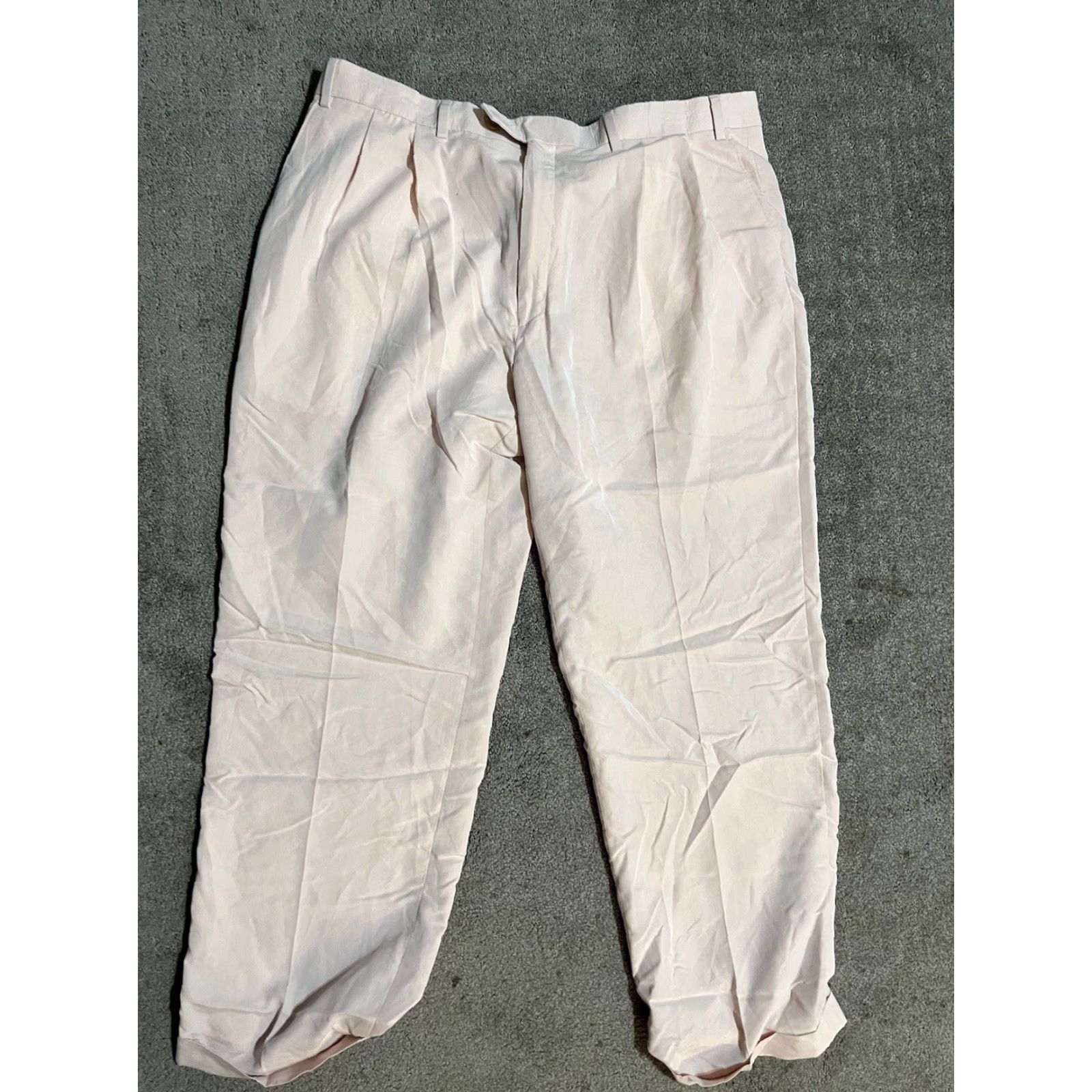Ralph Lauren Lauren Ralph Lauren Dress Pants Cuffed Pleated Front 38x30 Pink Polyester Modal Slim Regular Men’s Pants Vintage: No (adjusted within rules) Size US 38 / EU 54 - 2 Thumbnail