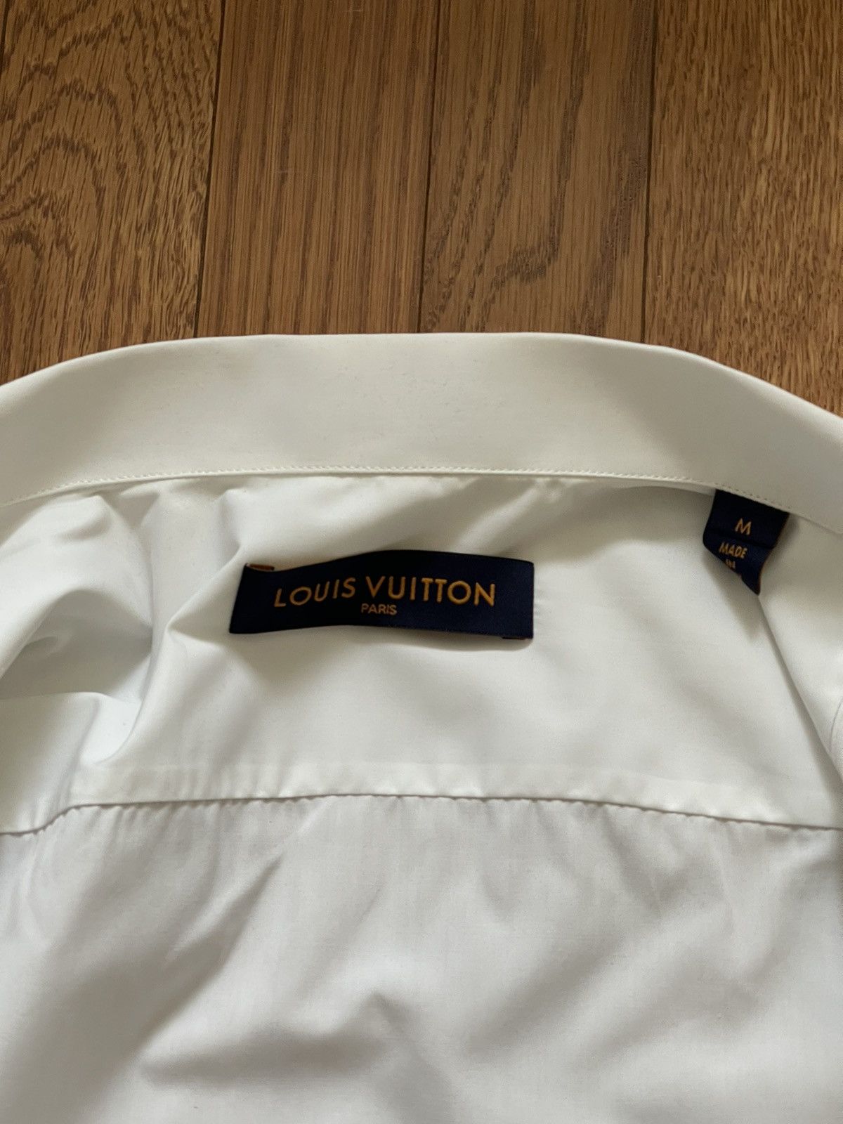 Louis Vuitton Louis Vuitton Graphic Collared Short Sleeved Shirt Sz. M Size US M / EU 48-50 / 2 - 13 Thumbnail