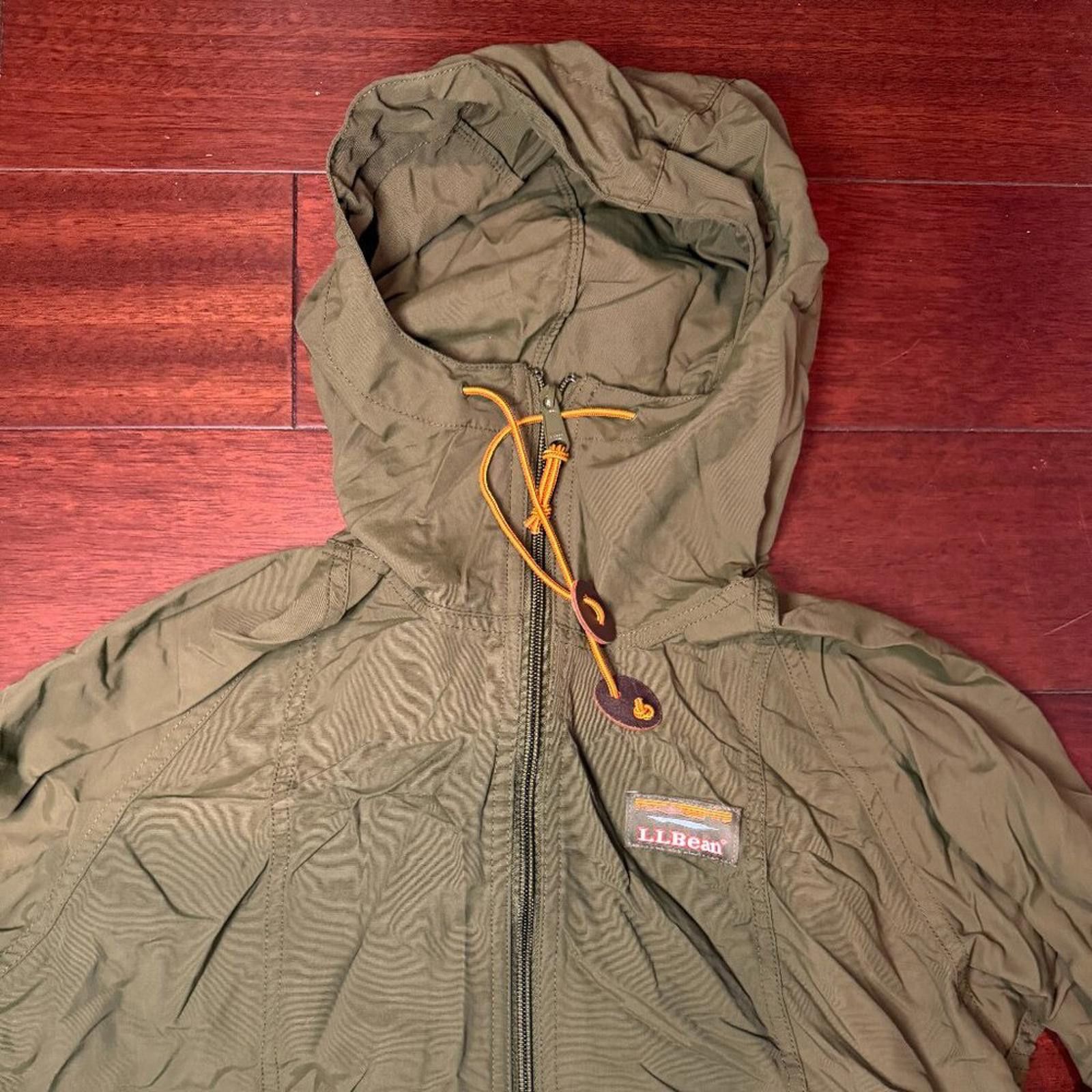 L.L. Bean L.L.Bean XS Petite Hooded Jacket Lightweight Outdoor Size XS / US 0-2 / IT 36-38 - 4 Thumbnail