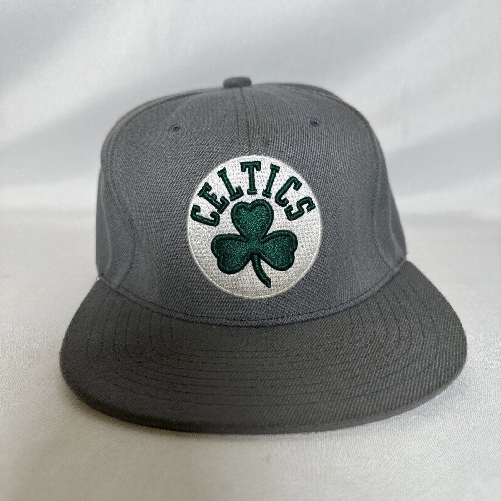 Mitchell & Ness Mitchell & Ness Boston Celtics Snapback Hat Grey OS Size ONE SIZE - 1 Thumbnail