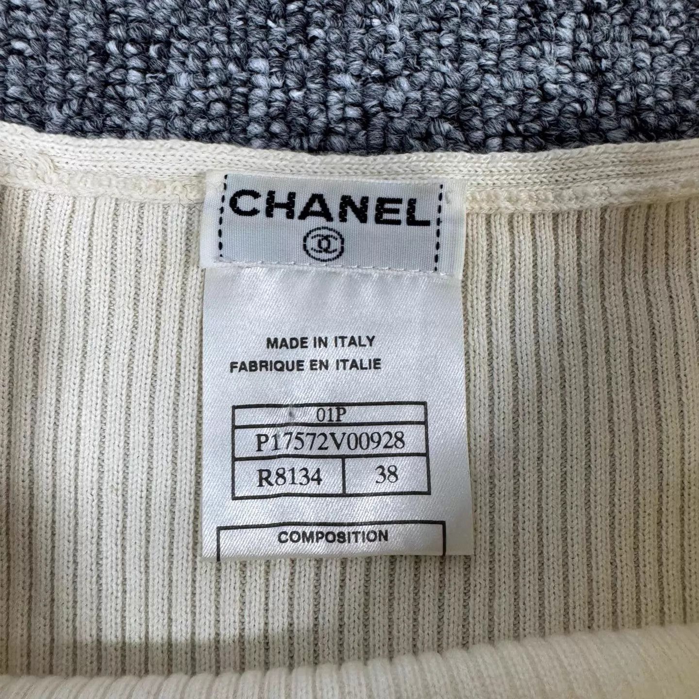 Chanel Chanel Cream Ribbed Metal Logo Sleeveless Knit Top 38 99N Size XS / US 0-2 / IT 36-38 - 5 Thumbnail