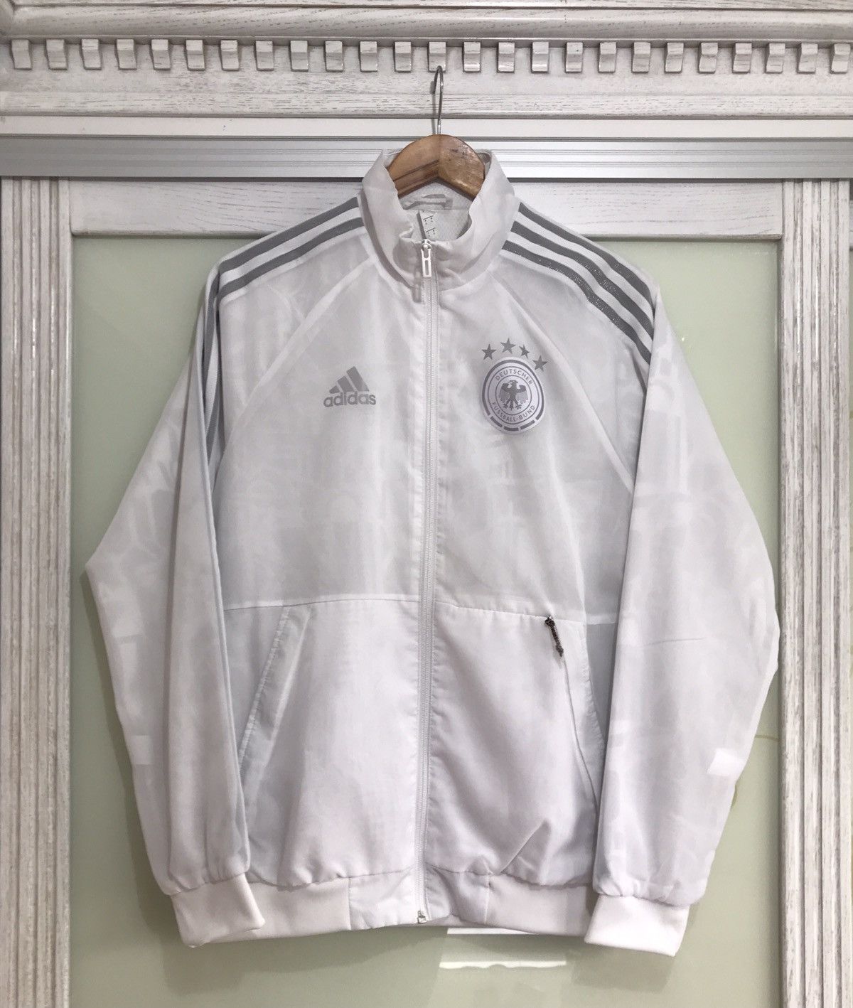 Adidas Germany Euro 2020 Soccer Light Jacket Football Jersey Kit Size US S / EU 44-46 / 1 - 1 Thumbnail
