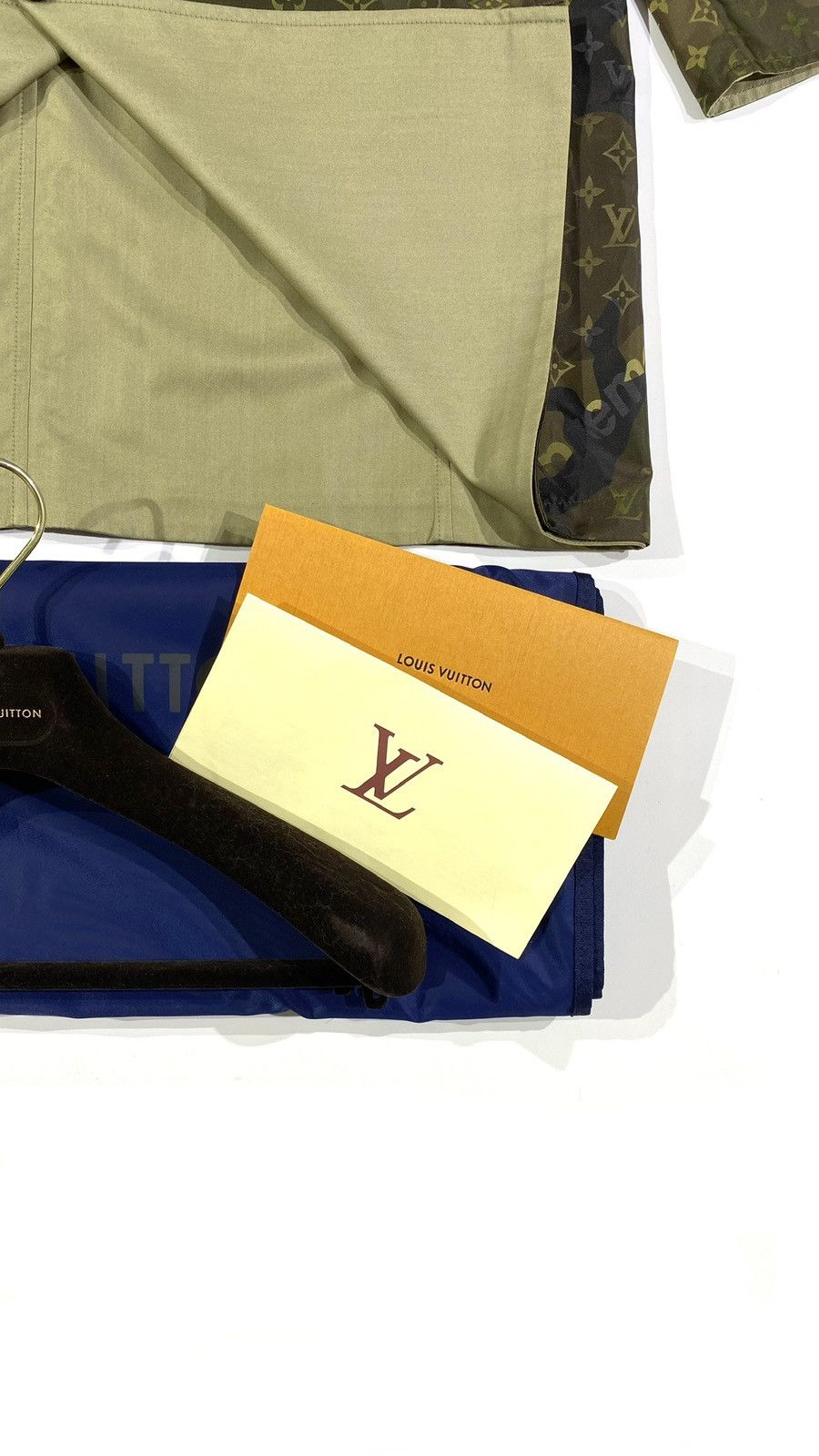 Louis Vuitton × Supreme LOUIS VUITTON X SUPREME Reversible Trench Coat 50 Camouflage Size US M / EU 48-50 / 2 - 4 Thumbnail