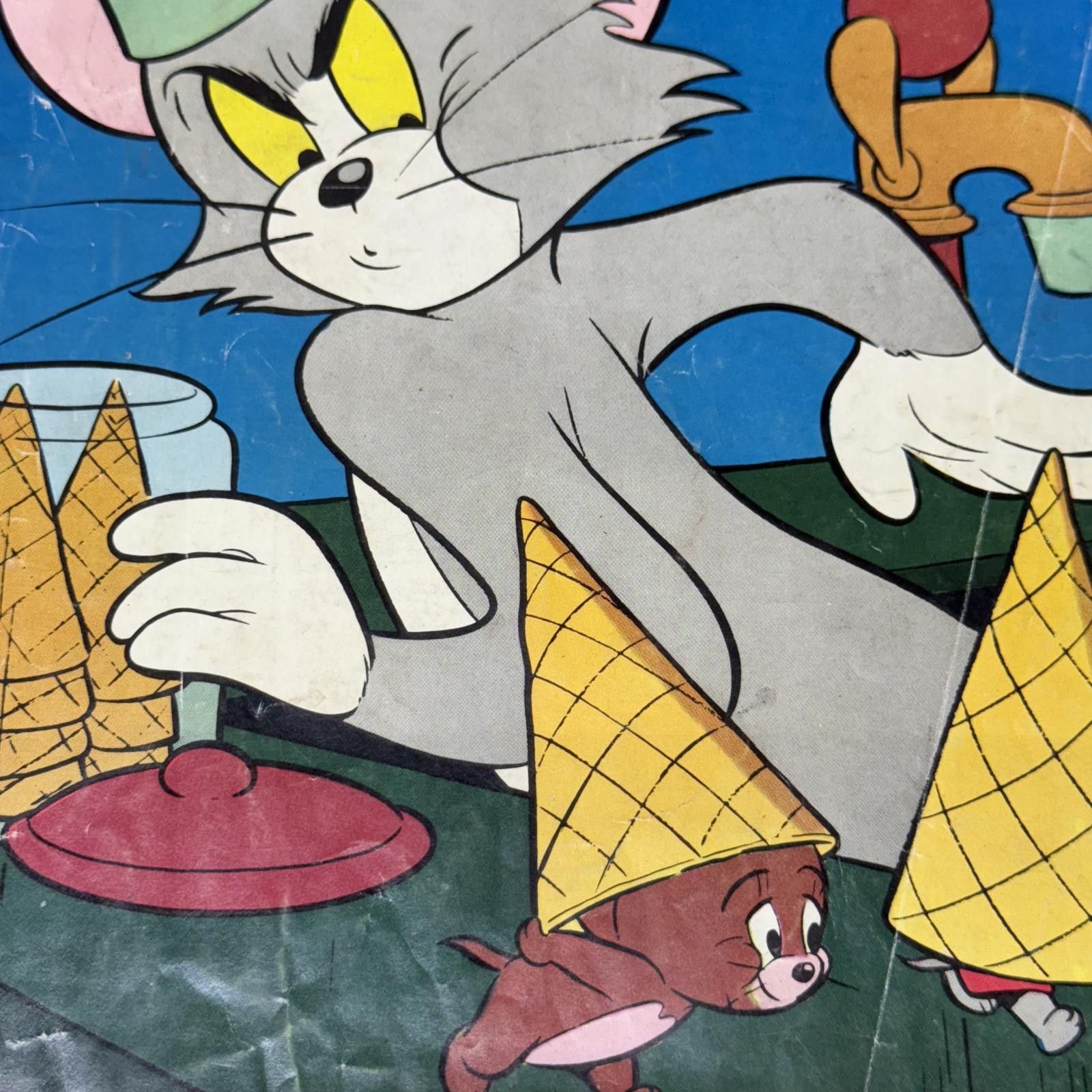 Designer Vtg Gold Key Tom and Jerry Comic Book - August 1967 Size ONE SIZE - 5 Thumbnail