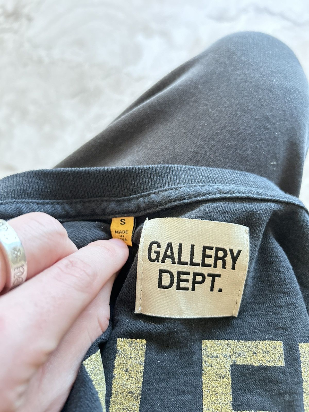 Gallery Dept. REVERSIBLE Gallery Dept Inside out Tee Black Red Size S Size US S / EU 44-46 / 1 - 7 Thumbnail