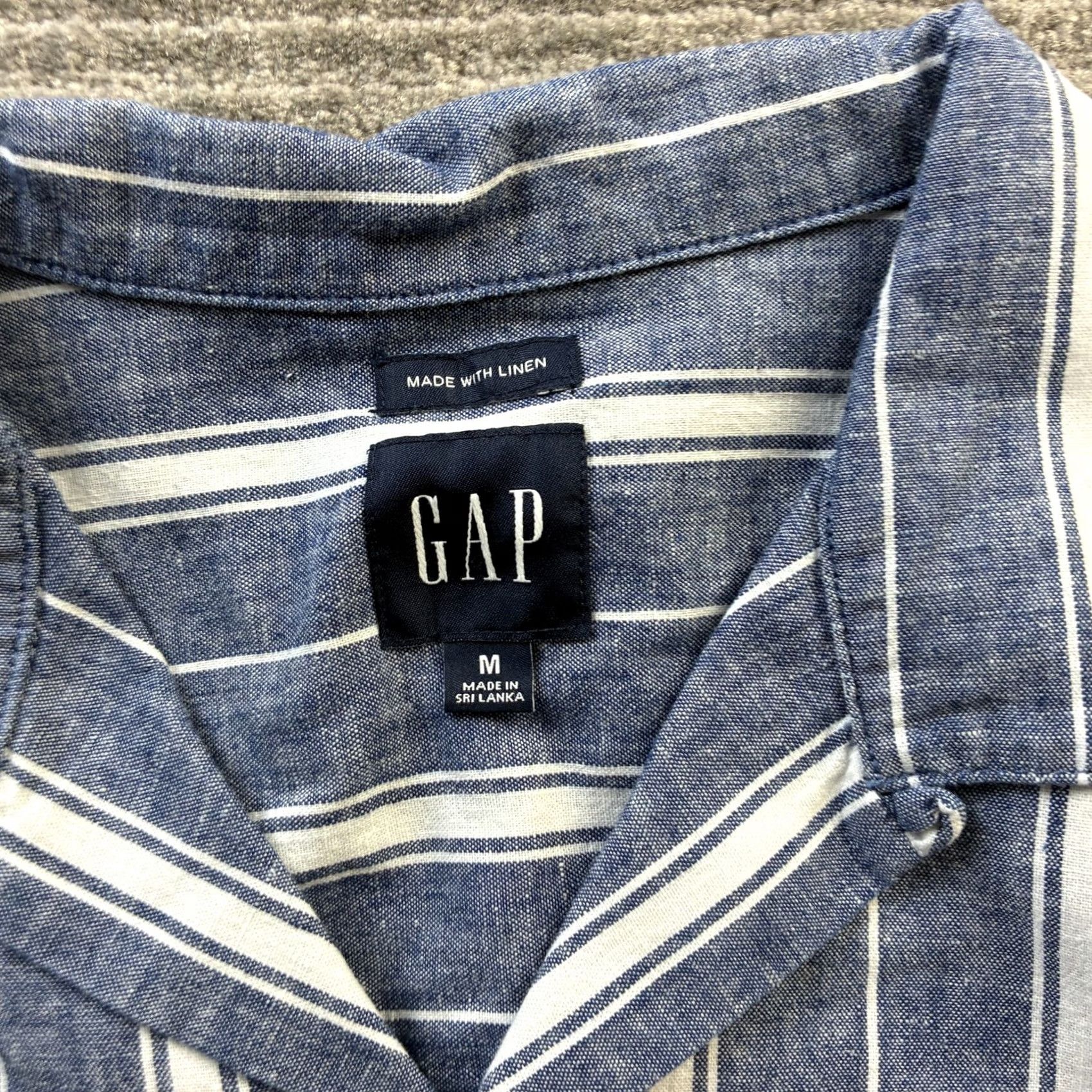 Gap VINTAGE Gap Shirt Camp Collar Button-Up Mens Medium Blue Striped Hawaiian Pattern Short Sleeve Linen Blend Size US M / EU 48-50 / 2 - 6 Thumbnail