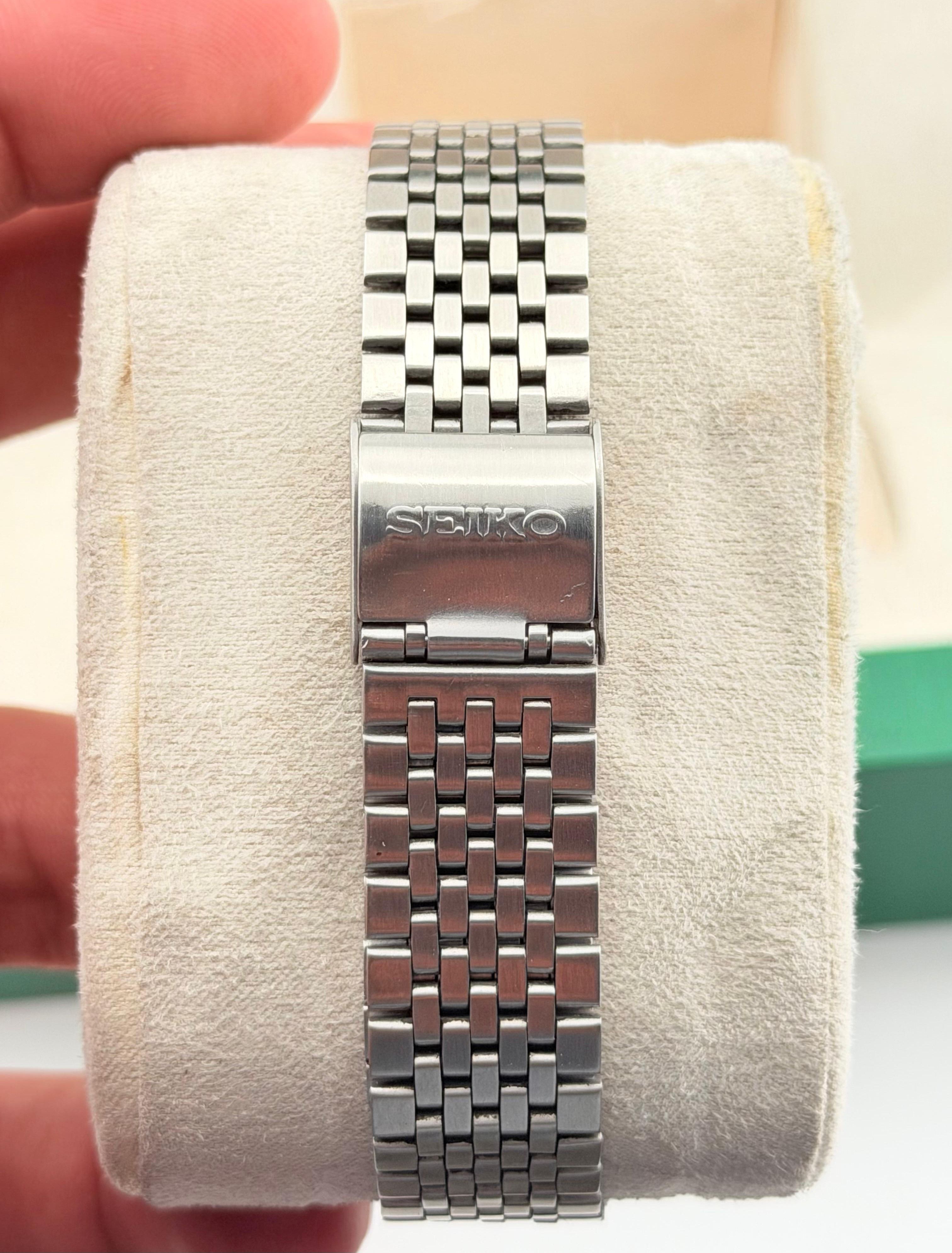 Seiko Vintage Men’s Wrist Watch|Black Dial Size 36 - 7 Thumbnail