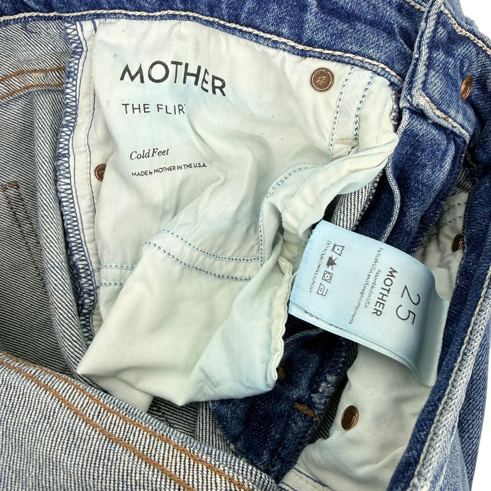 MOTHER Mother The Flirt Straight Leg Distressed Jeans Cold Feet Size 25" / US 0 / IT 36 - 7 Thumbnail