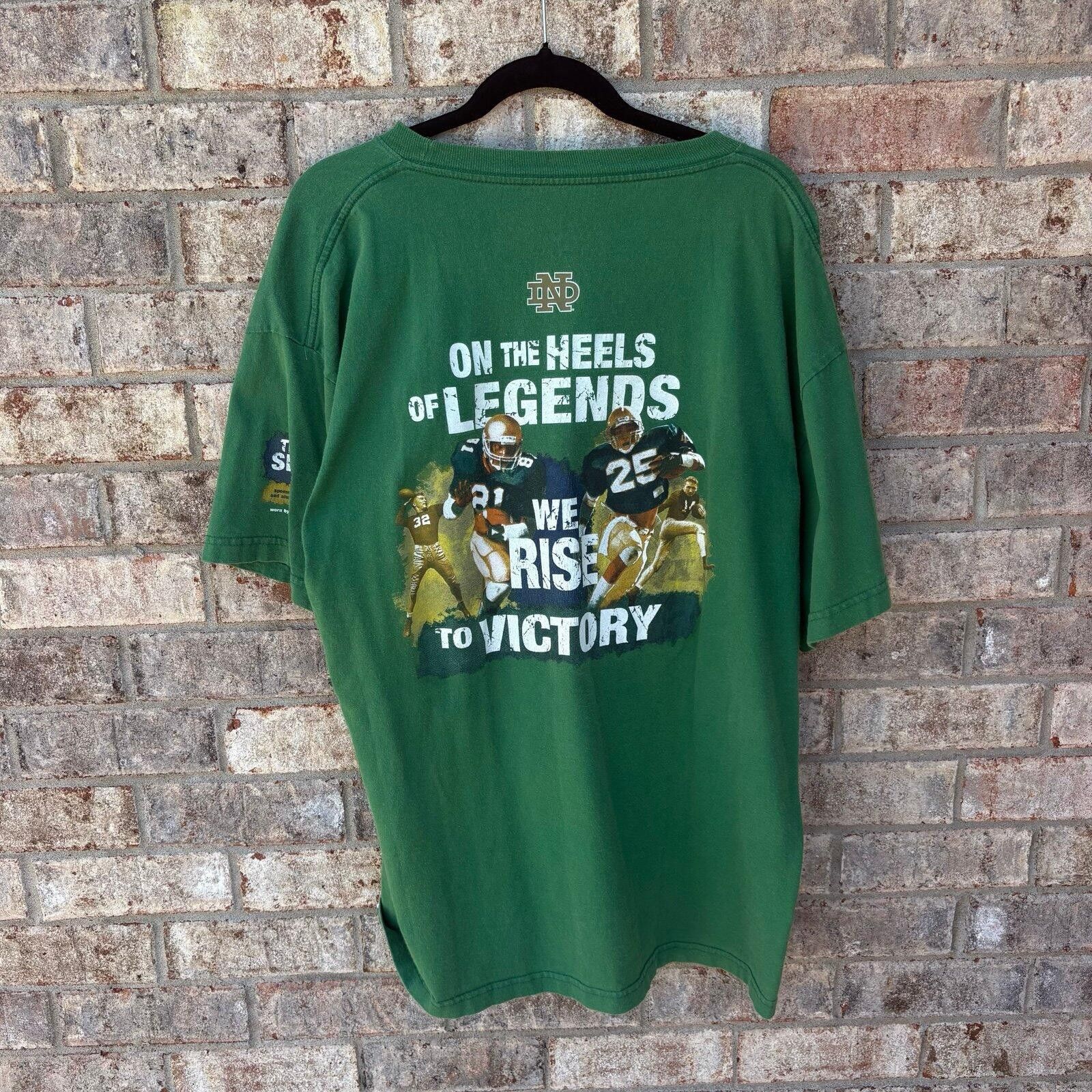 Majestic Vintage Notre Dame football T-shirt Size US XXL / EU 58 / 5 - 2 Thumbnail