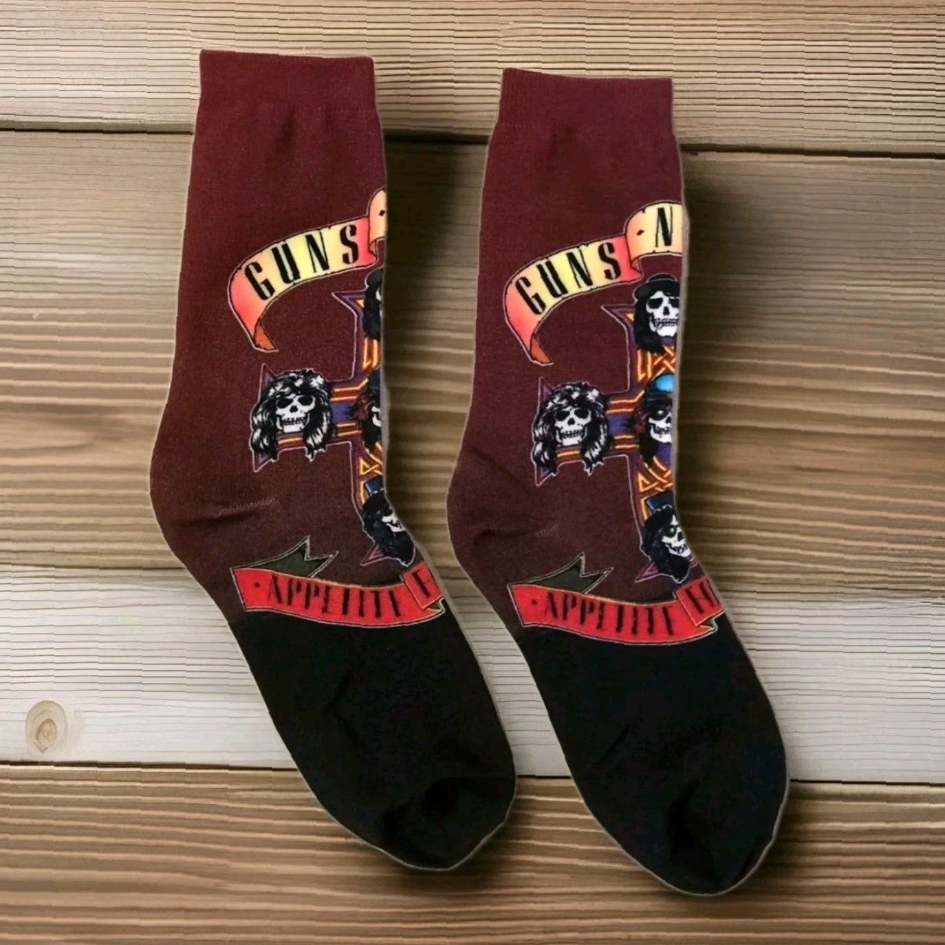 Vintage Guns N Roses Socks Rock Mens Socks L Red Black Maroon Geometric Pattern All Seasons Mid Calf Full Toe 9-13 Adult Size ONE SIZE - 4 Thumbnail