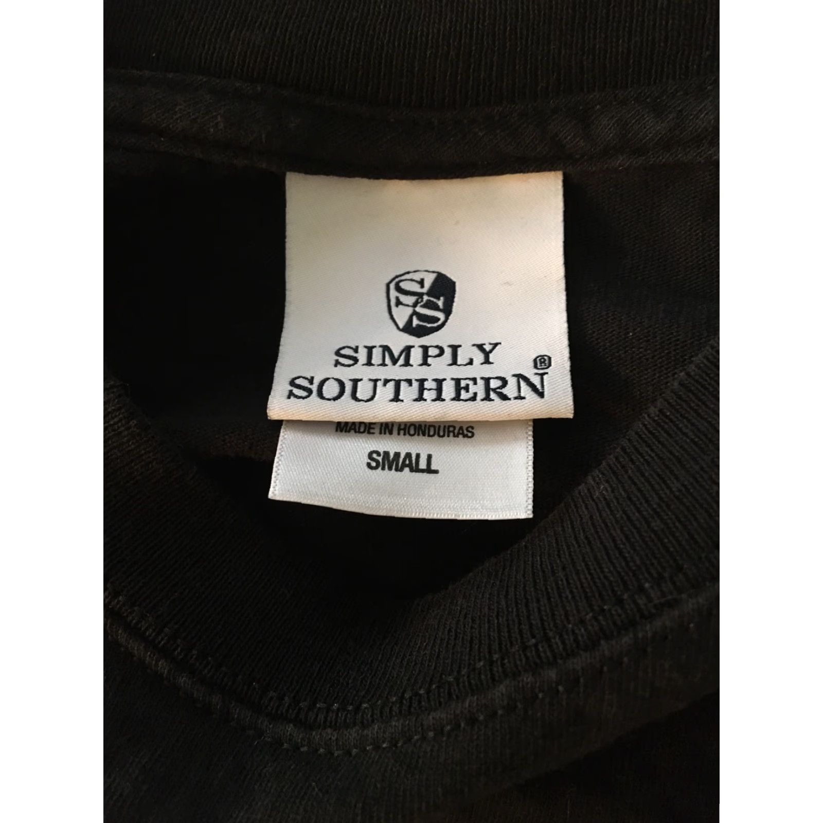 Vintage Simply Southern Shirt Women's Black Gold Pineapple Long Sleeve Sz S Size S / US 4 / IT 40 - 4 Thumbnail