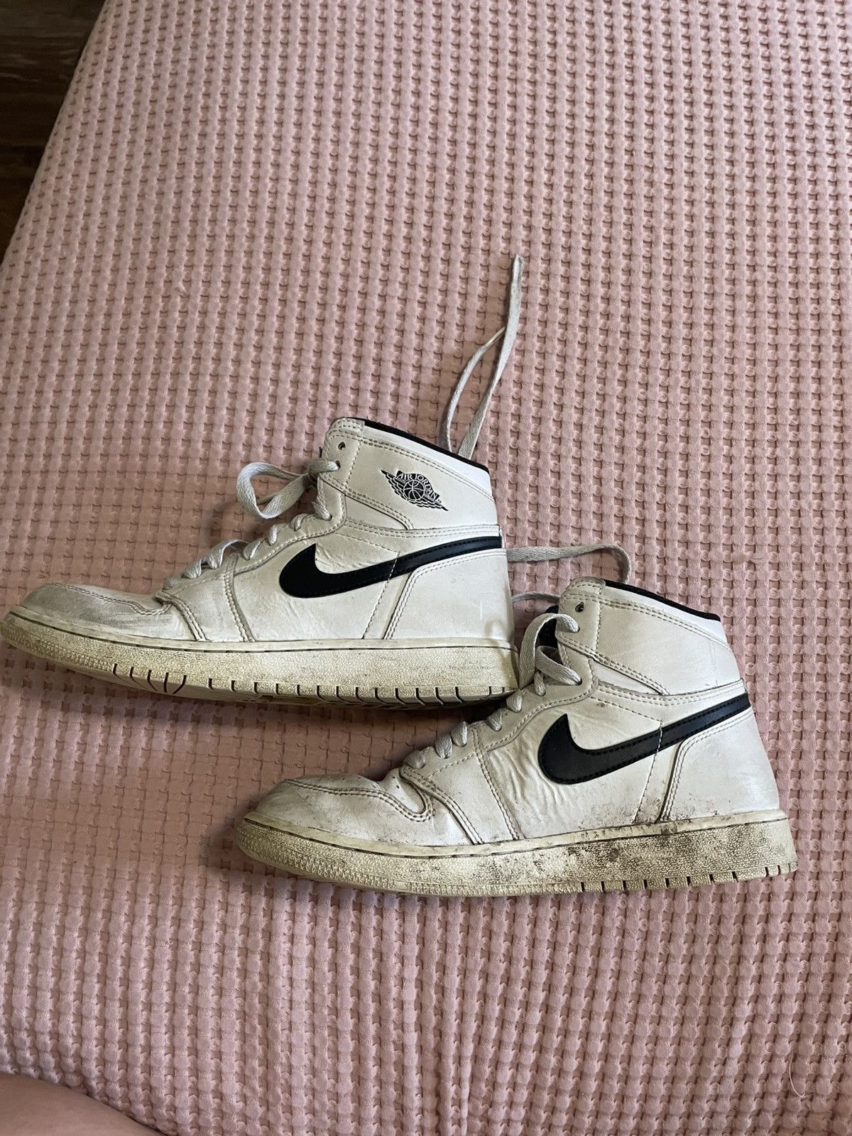 Nike Nike Air Jordan 1s Youth 5.5 W7.5 Size US 7.5 / IT 37.5 - 2 Thumbnail