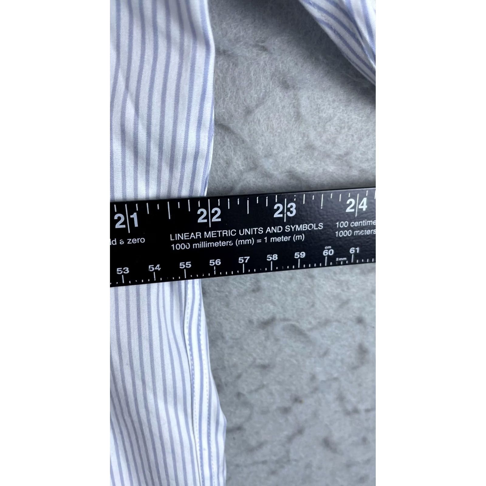 Roundtree & Yorke Roundtree & Yorke Gold Label Dress Shirt Mens 17 33 Blue Striped Slim Non Iron Size 46R - 3 Thumbnail