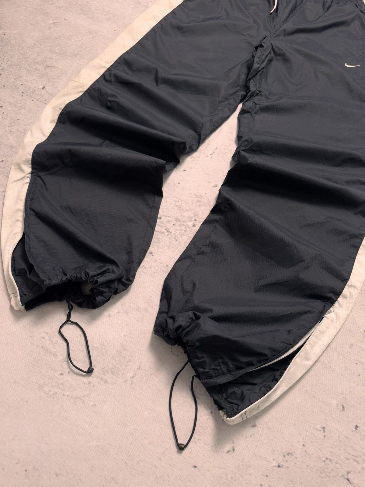 Nike × Vintage NIKE VINTAGE BASIC LOGO OVERSIZE BAGGY PANTS Size US 34 / EU 50 - 3 Thumbnail